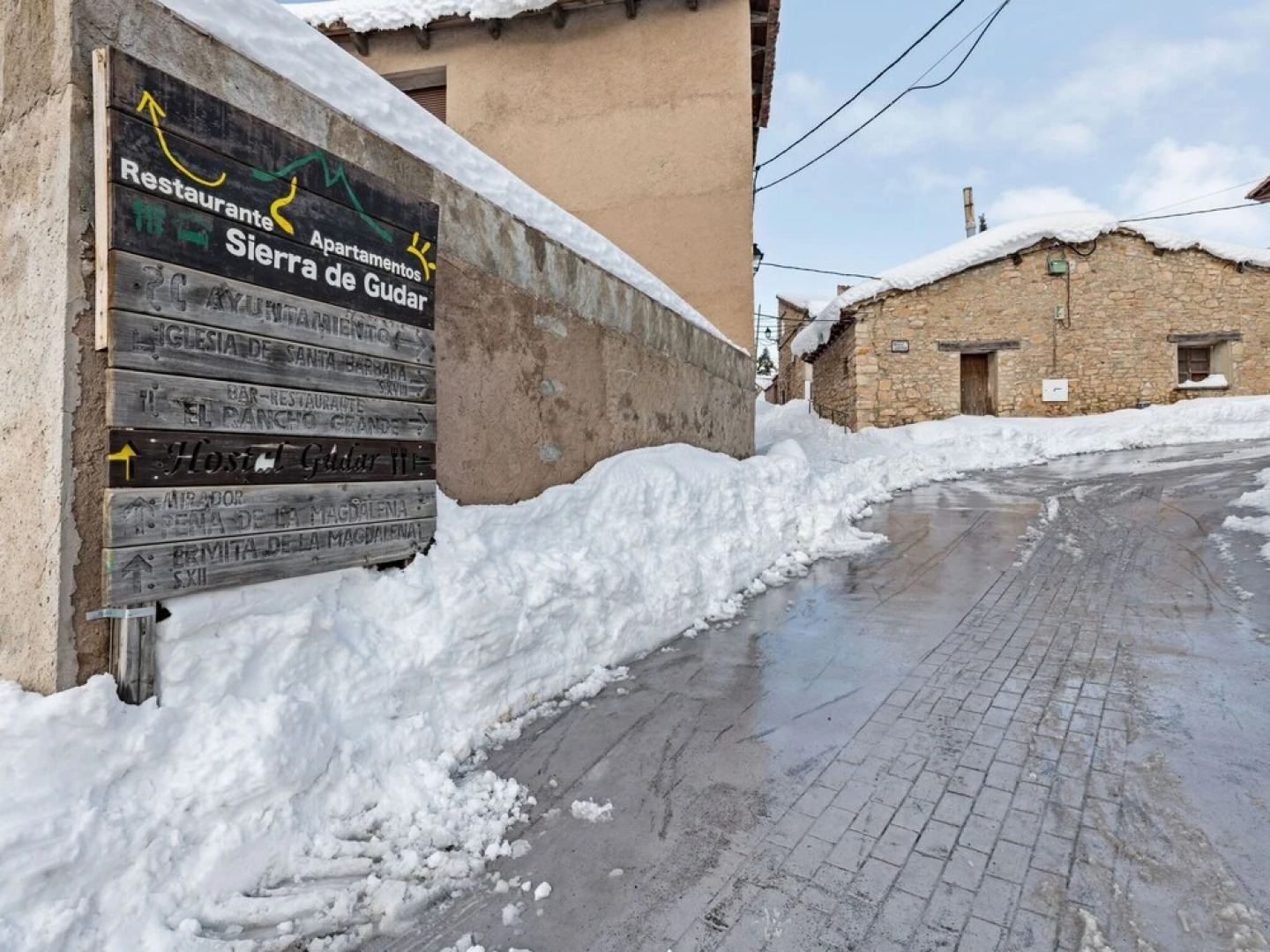 Delightful Apartment in Gudar With Fireplace