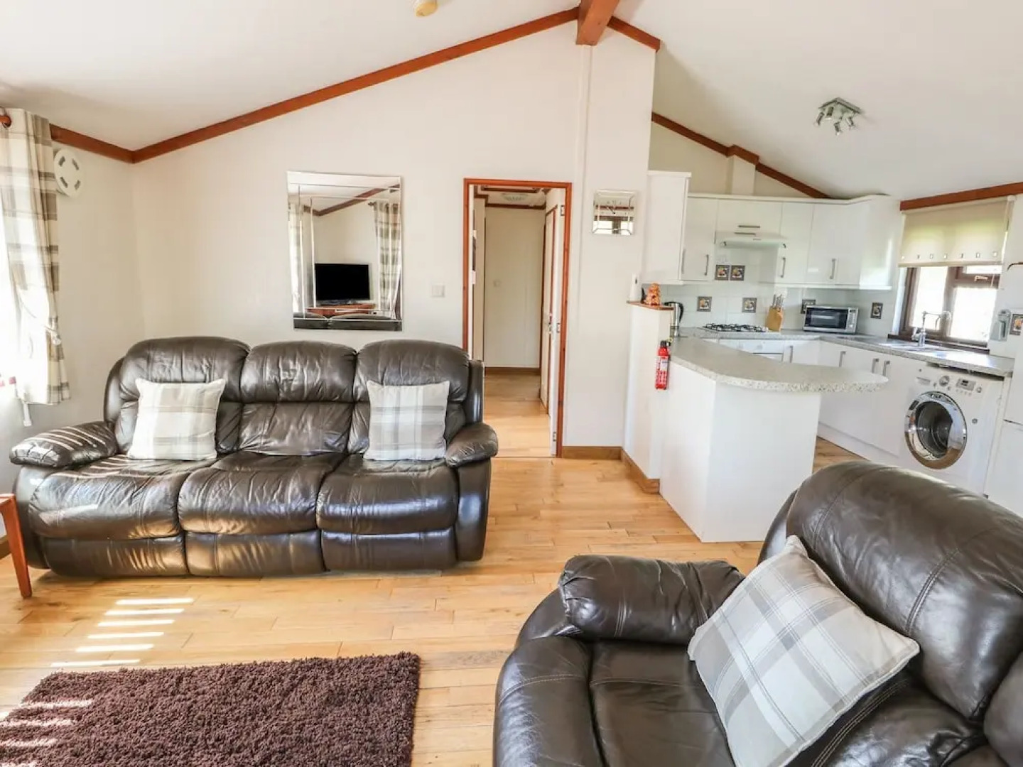 Smew, 2 Gibson Approach, Lincoln