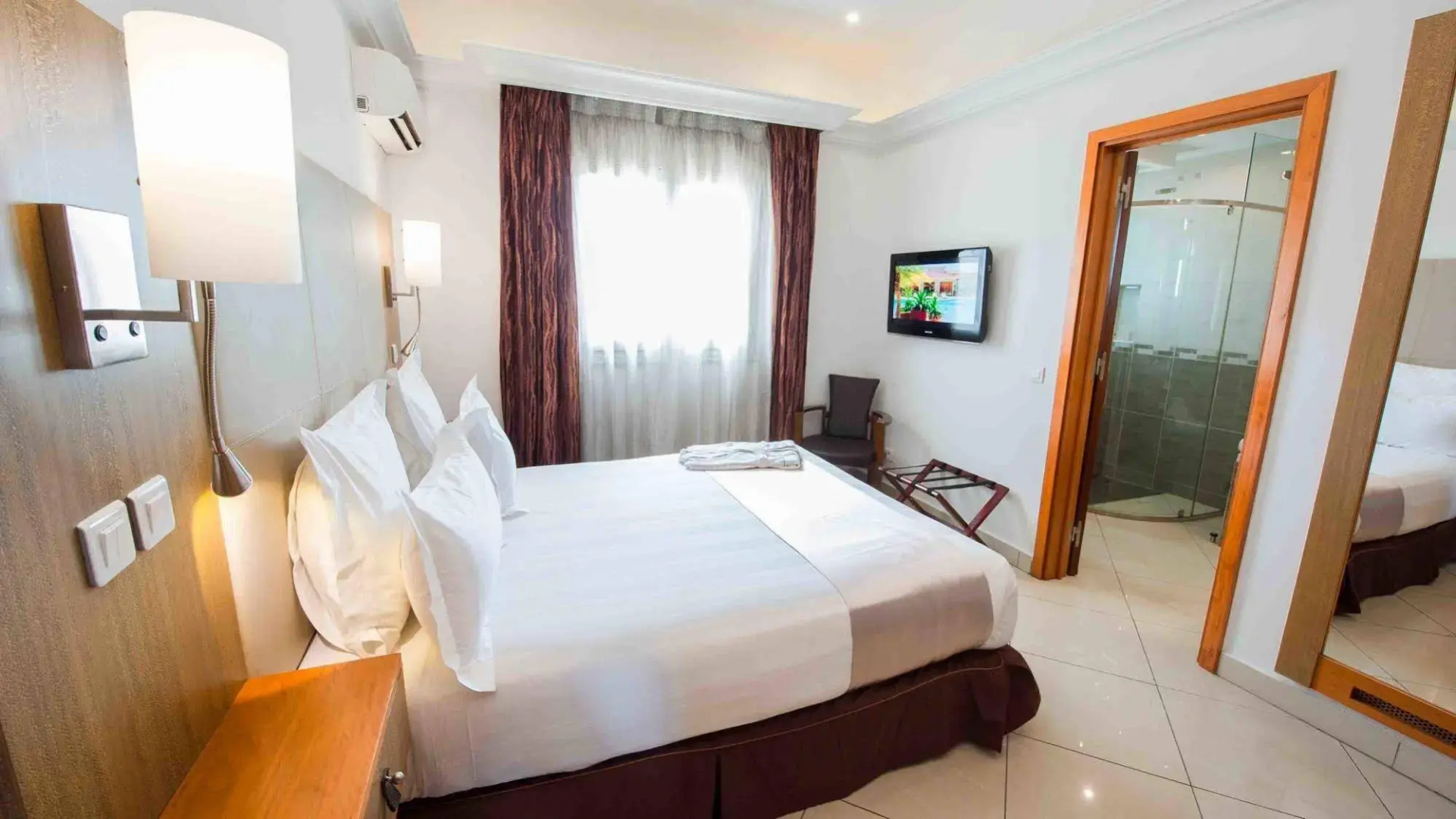 Nomad Suites Residence