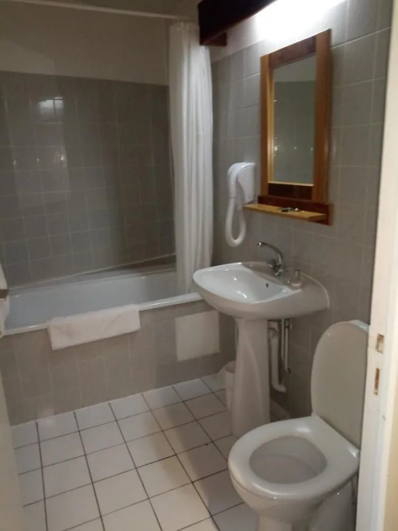 L'Hostellerie De La Rivière