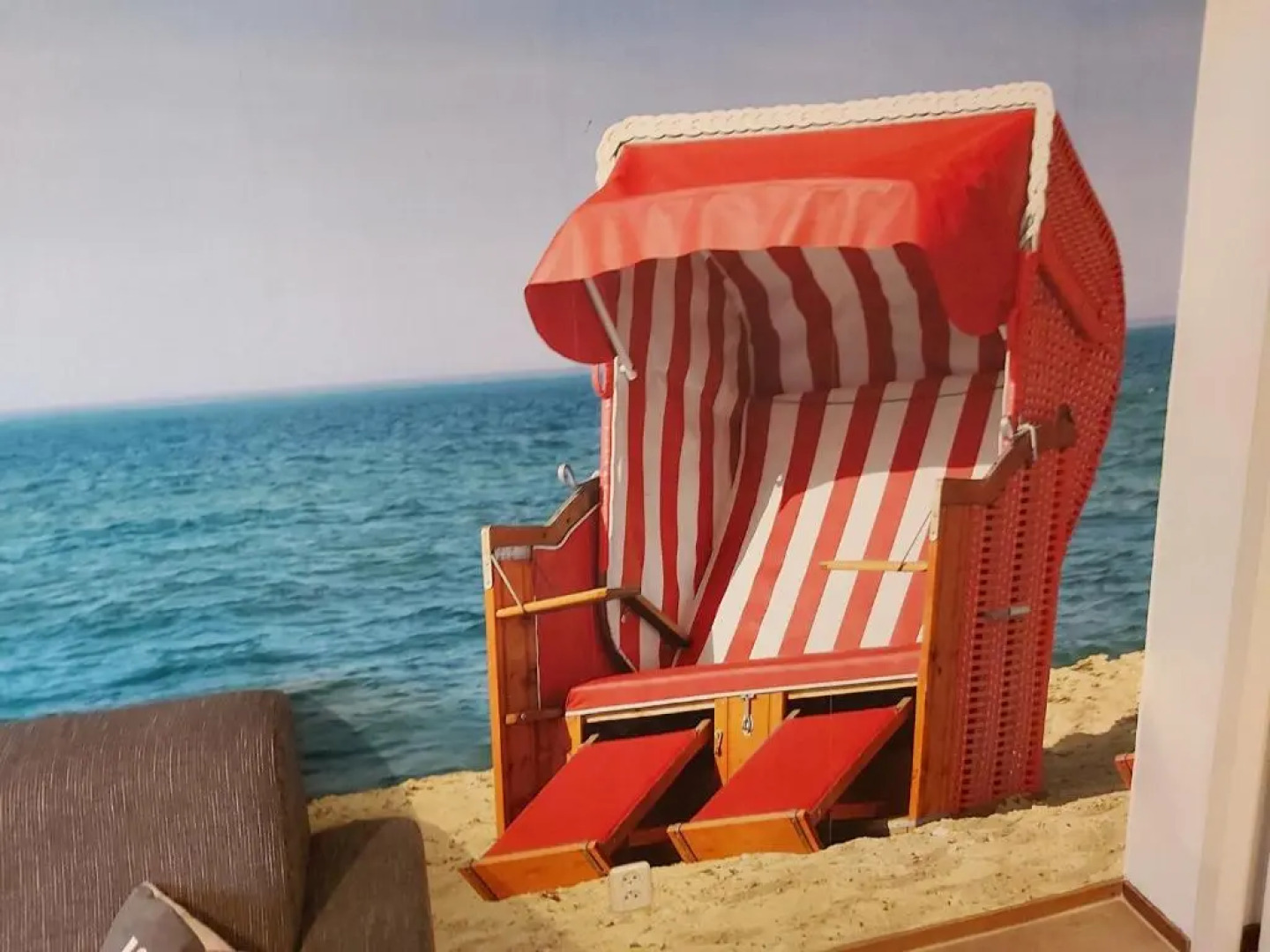 Appartementen STRANDHUYS en DE VUURTOREN - Resort Amelander Kaap met Terras en Gratis Verwarmd Binnen ZWEMBAD