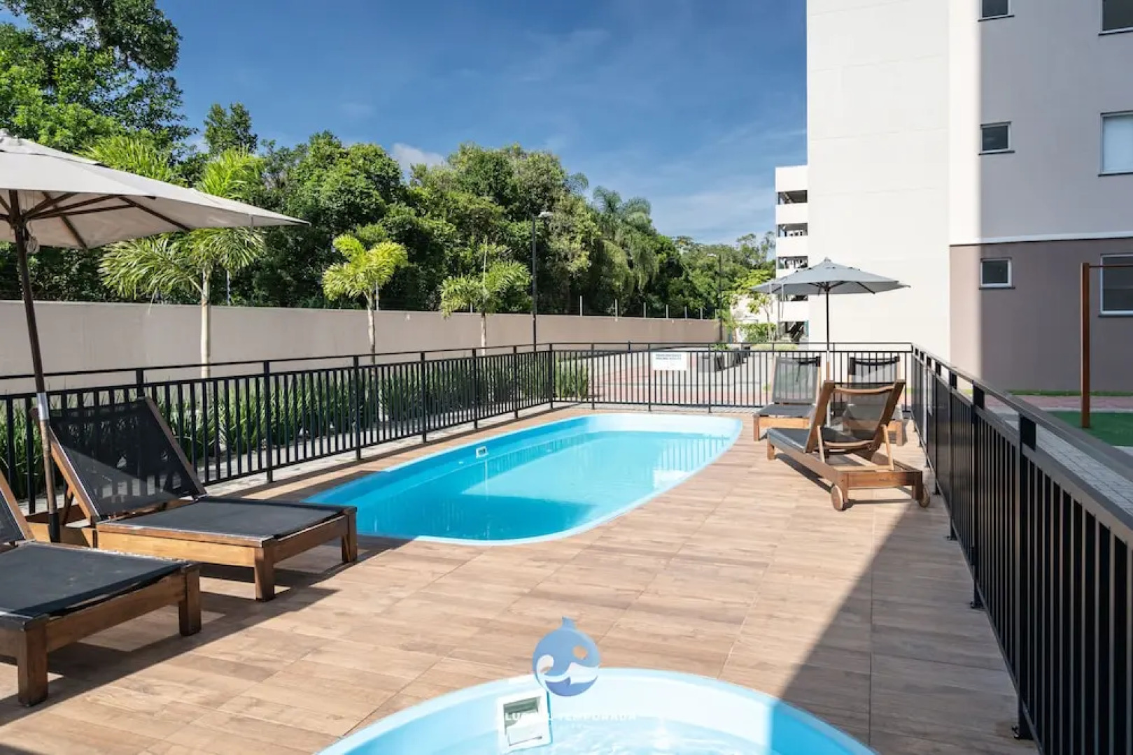 Santorini Confort Club