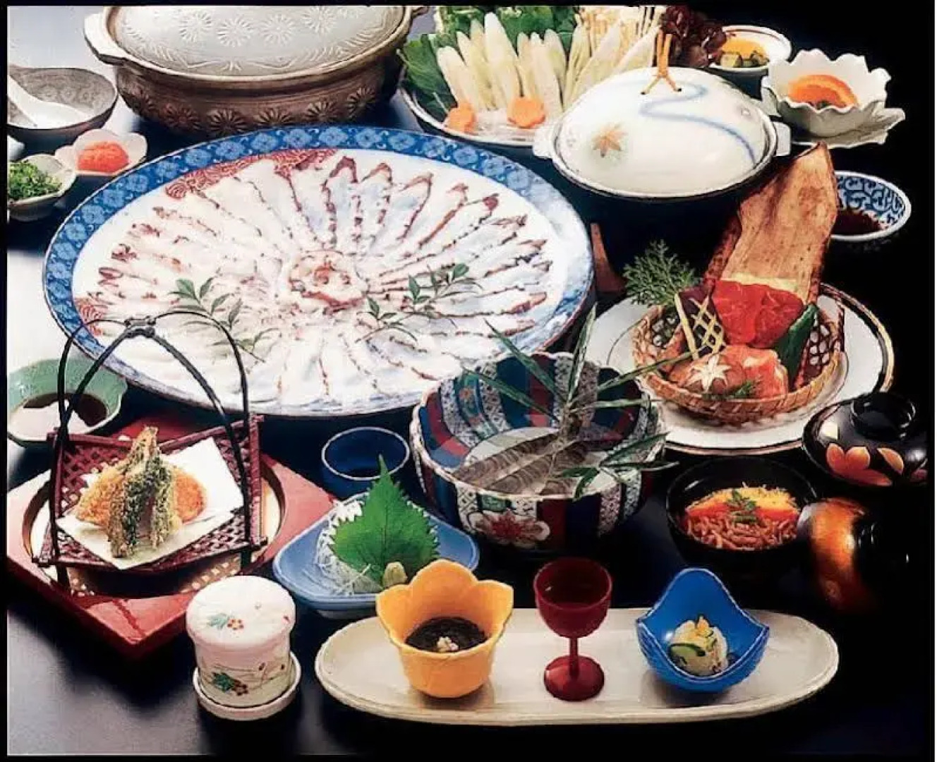 Tomata Onsen Noritake