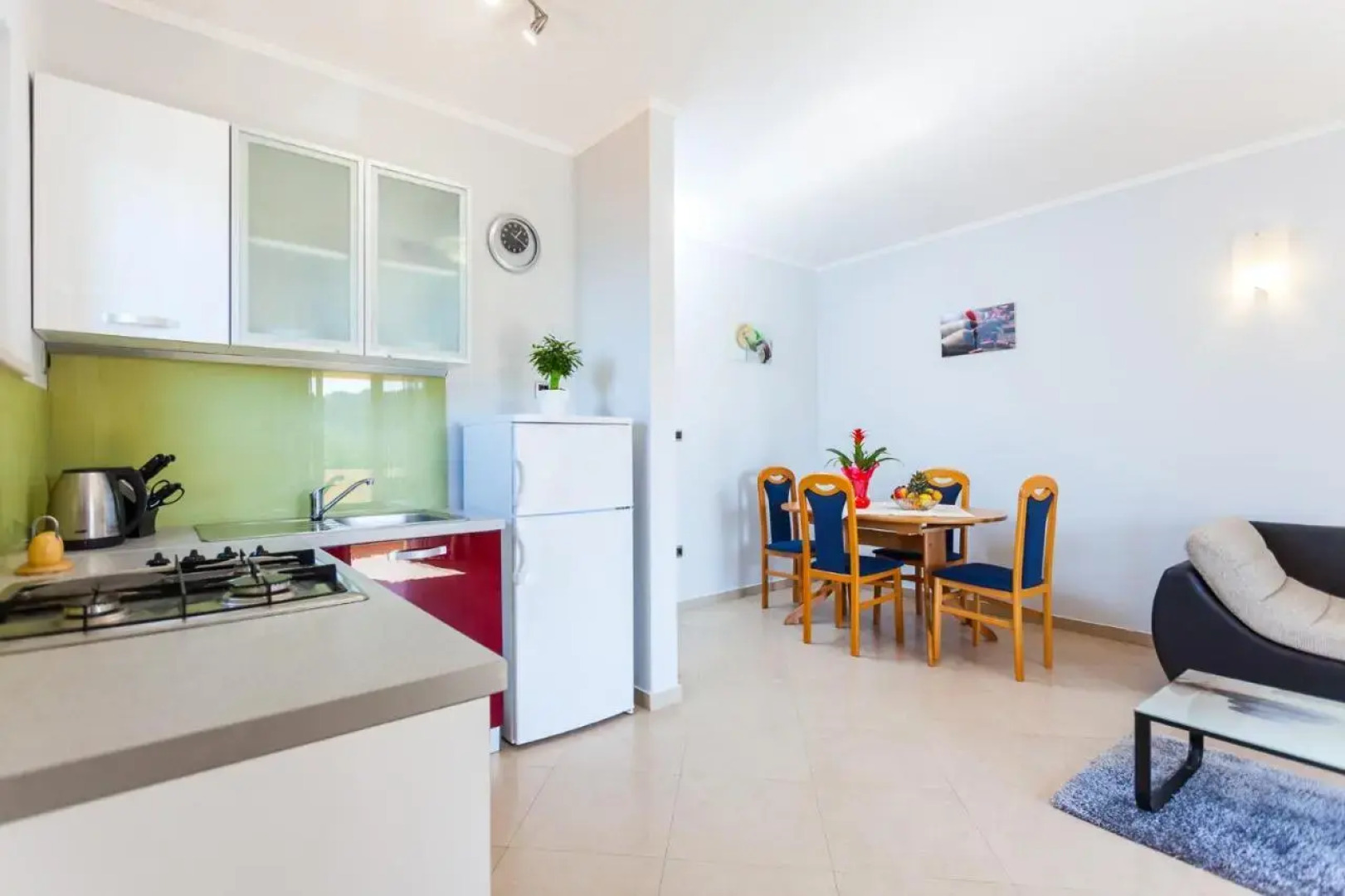 Gold & Silver Apartments