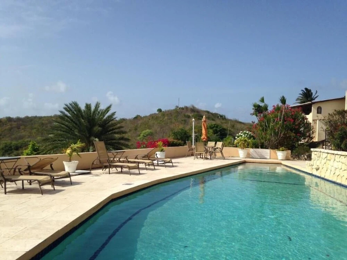 2-bedroom Apartment With Seaviews
