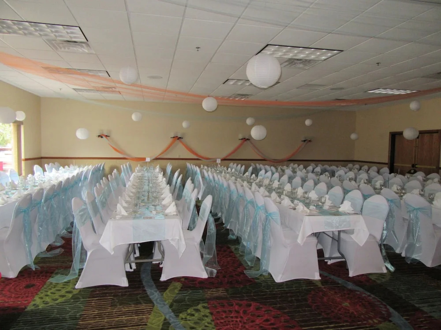 Express Suites Riverport Inn & Suites