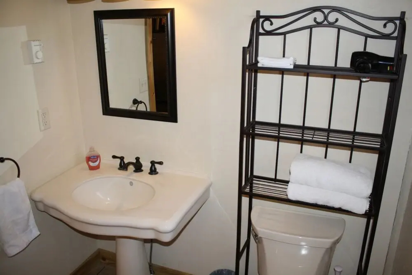 The Historic Wapiti Lodge