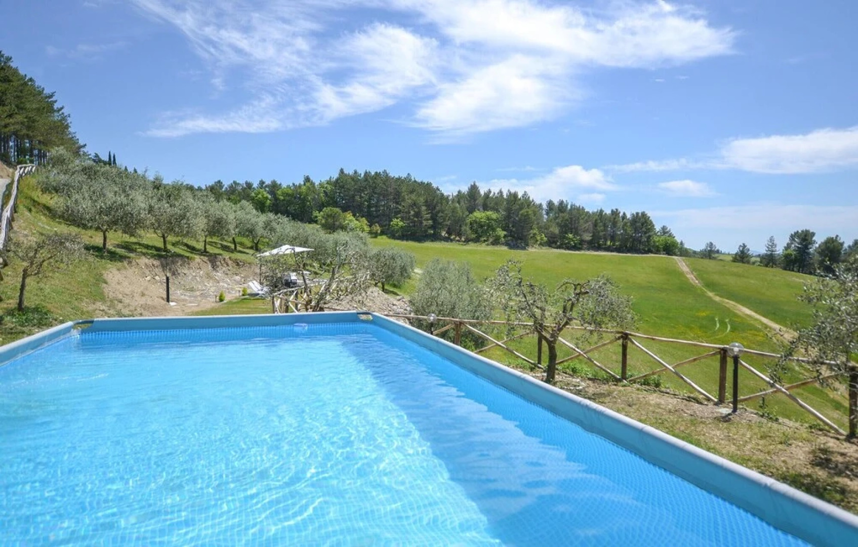Beautiful Apartment in Monte S.maria Tiberina With Outdoor Swimming Pool, Wifi and 3 Bedrooms