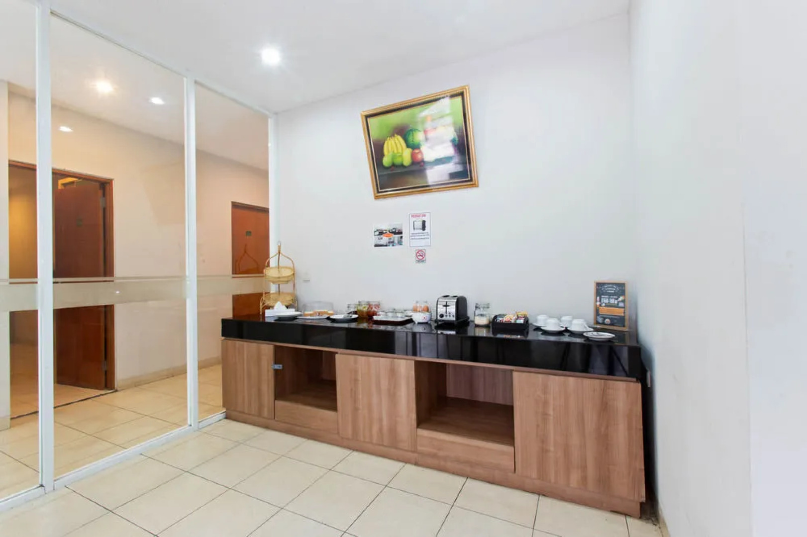 LeGreen Suite Senayan