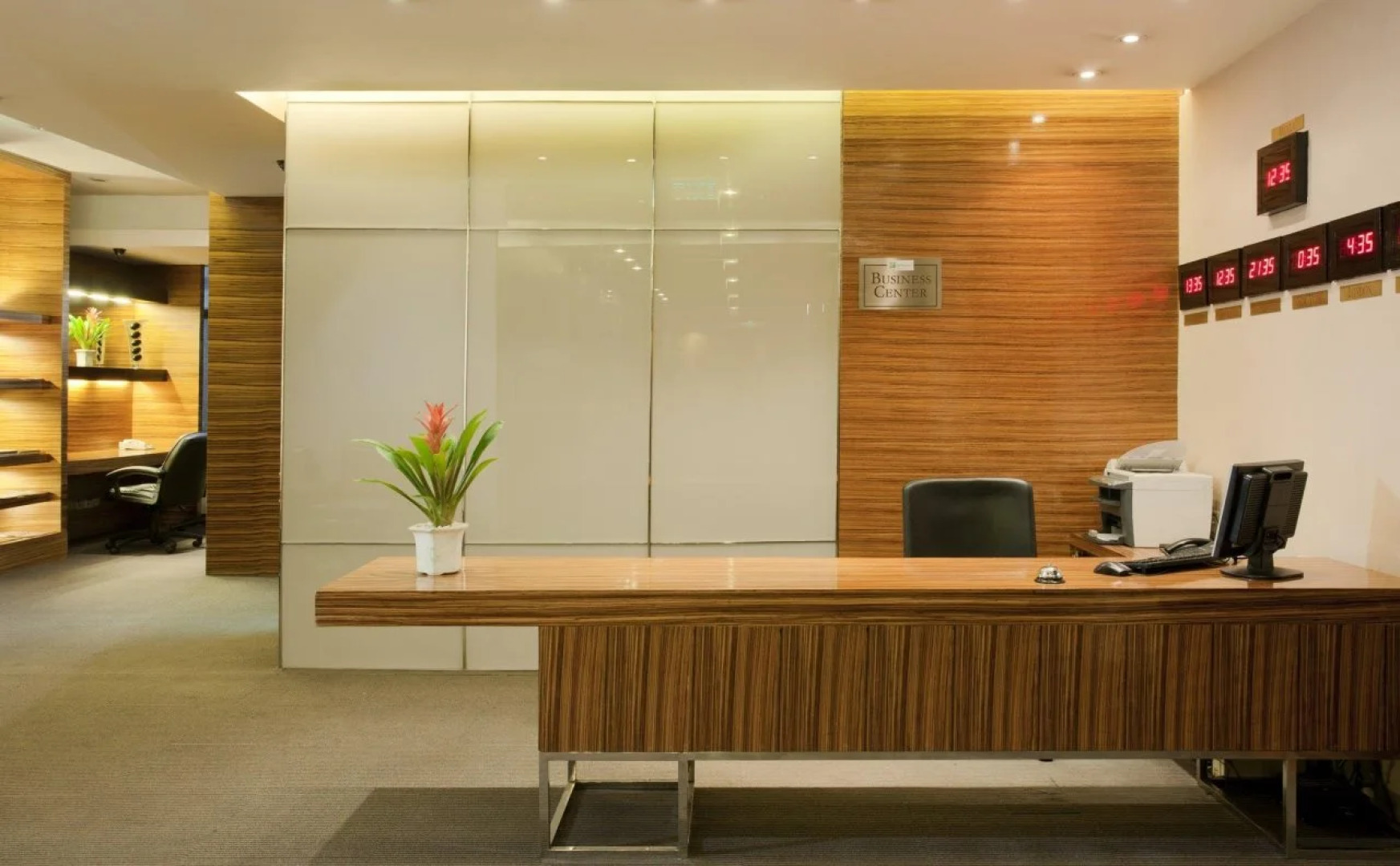 Holiday Inn & Suites Manila Galleria by IHG