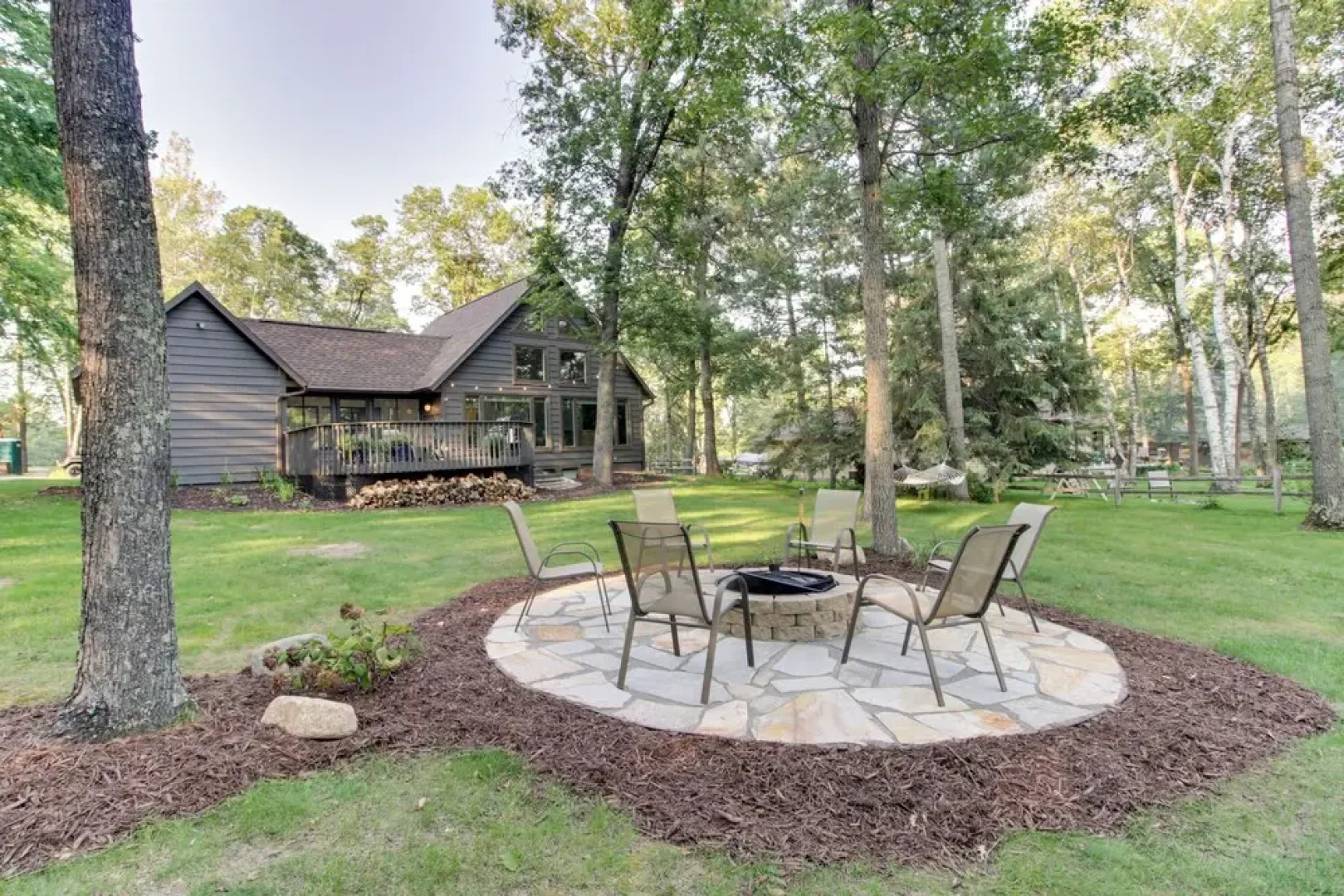 Breezy Point Cabin: Deck w/ Golf Course Views!