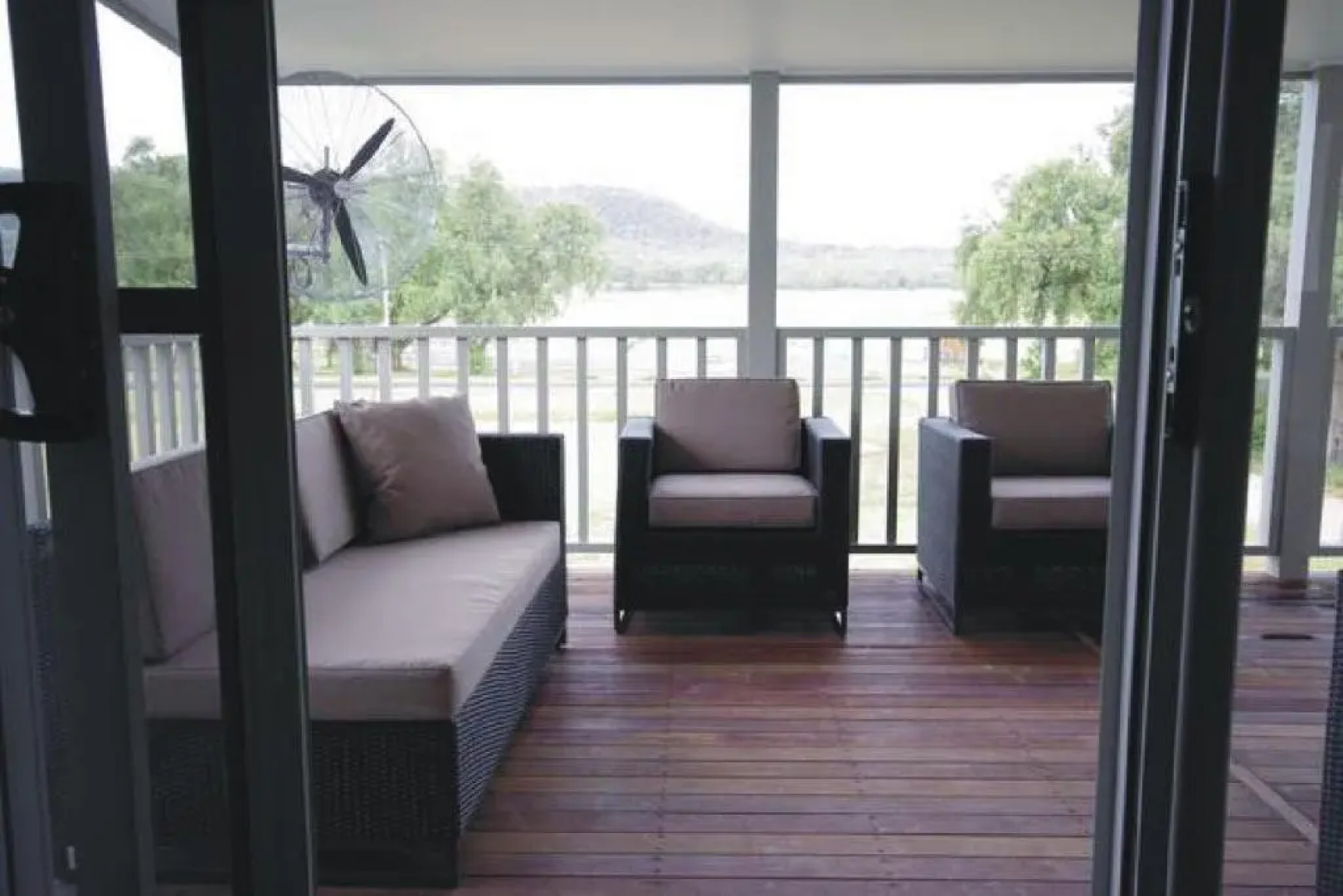 Broke Village Hideaway