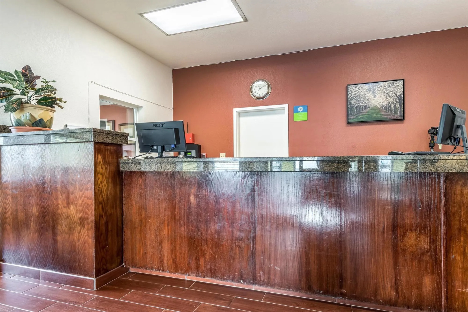 SureStay Hotel by Best Western Wenatchee