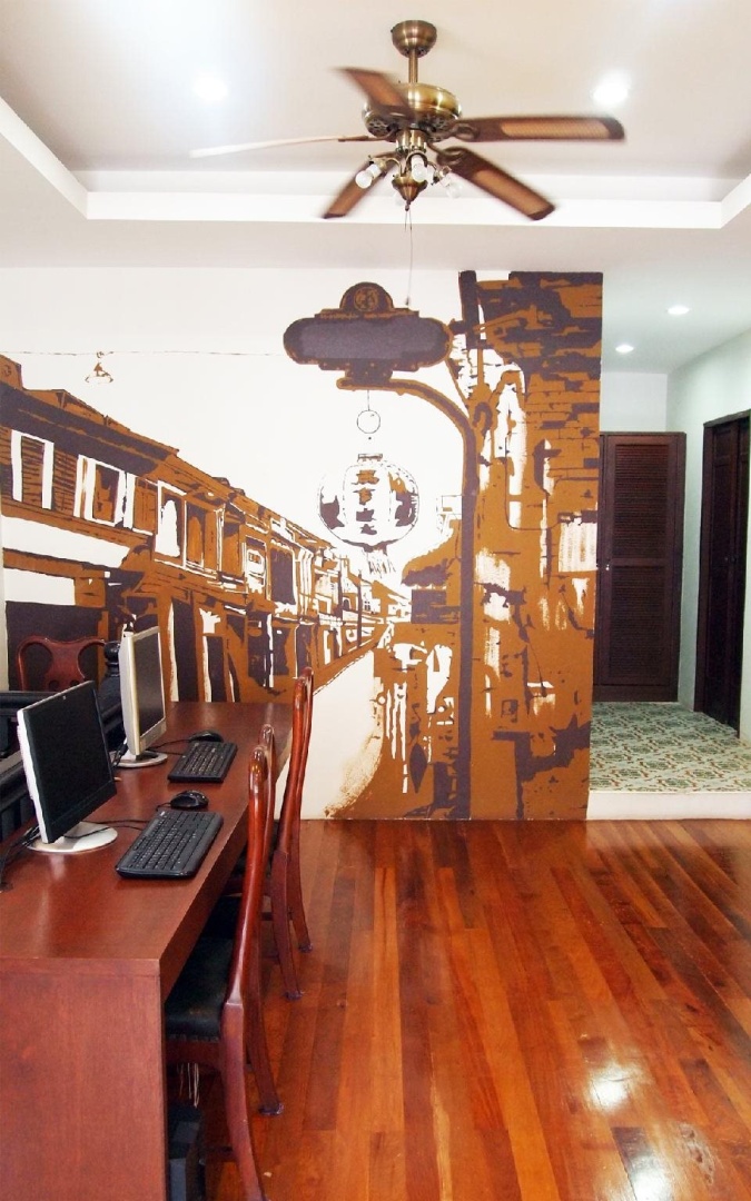 Sunny Hostel Phuket