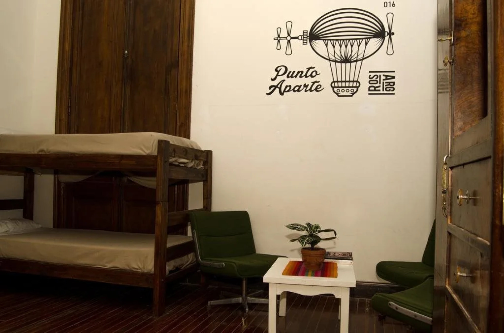 Punto Aparte Hostel