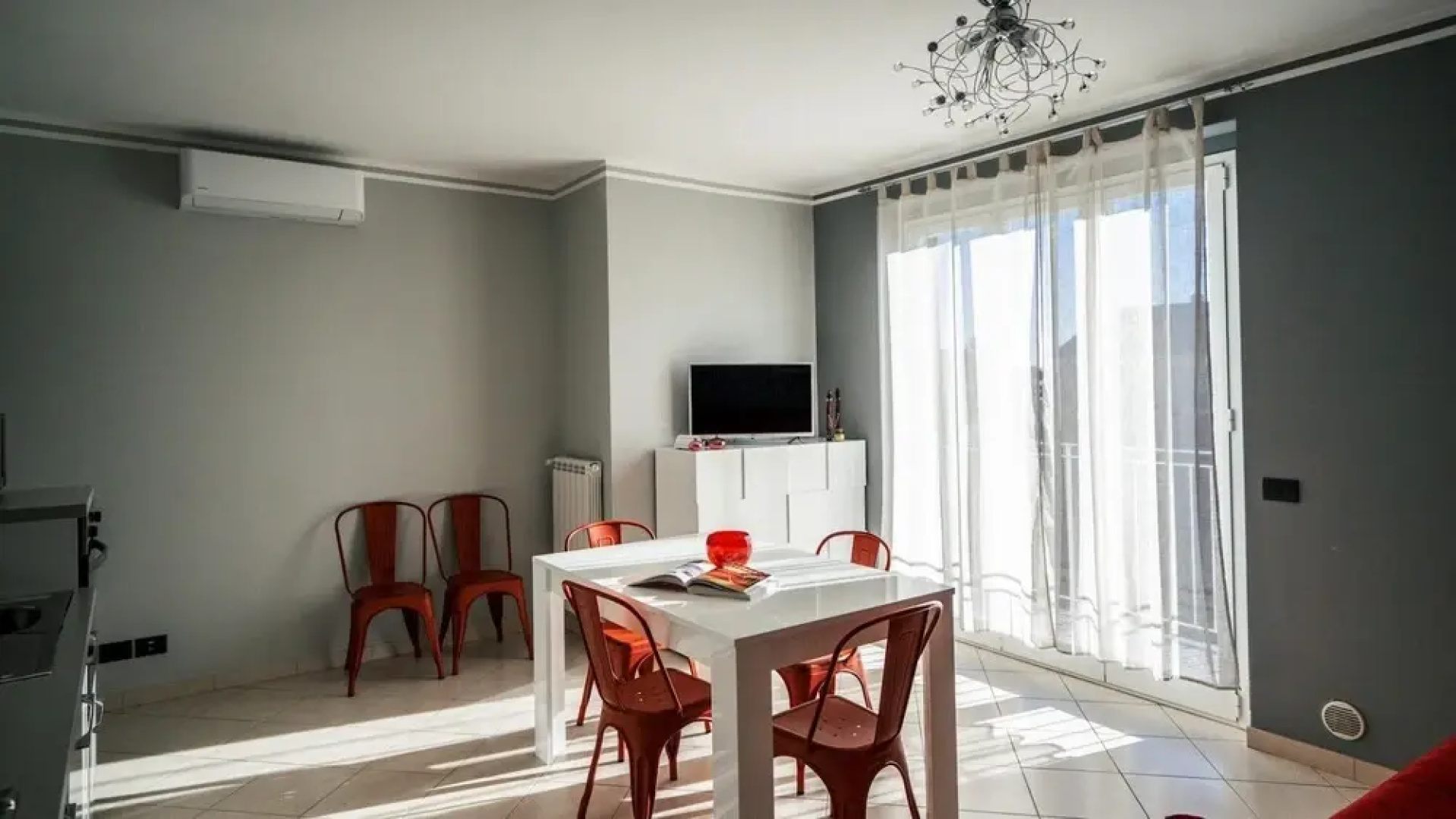Delle Sterlizie 7 Interno 12