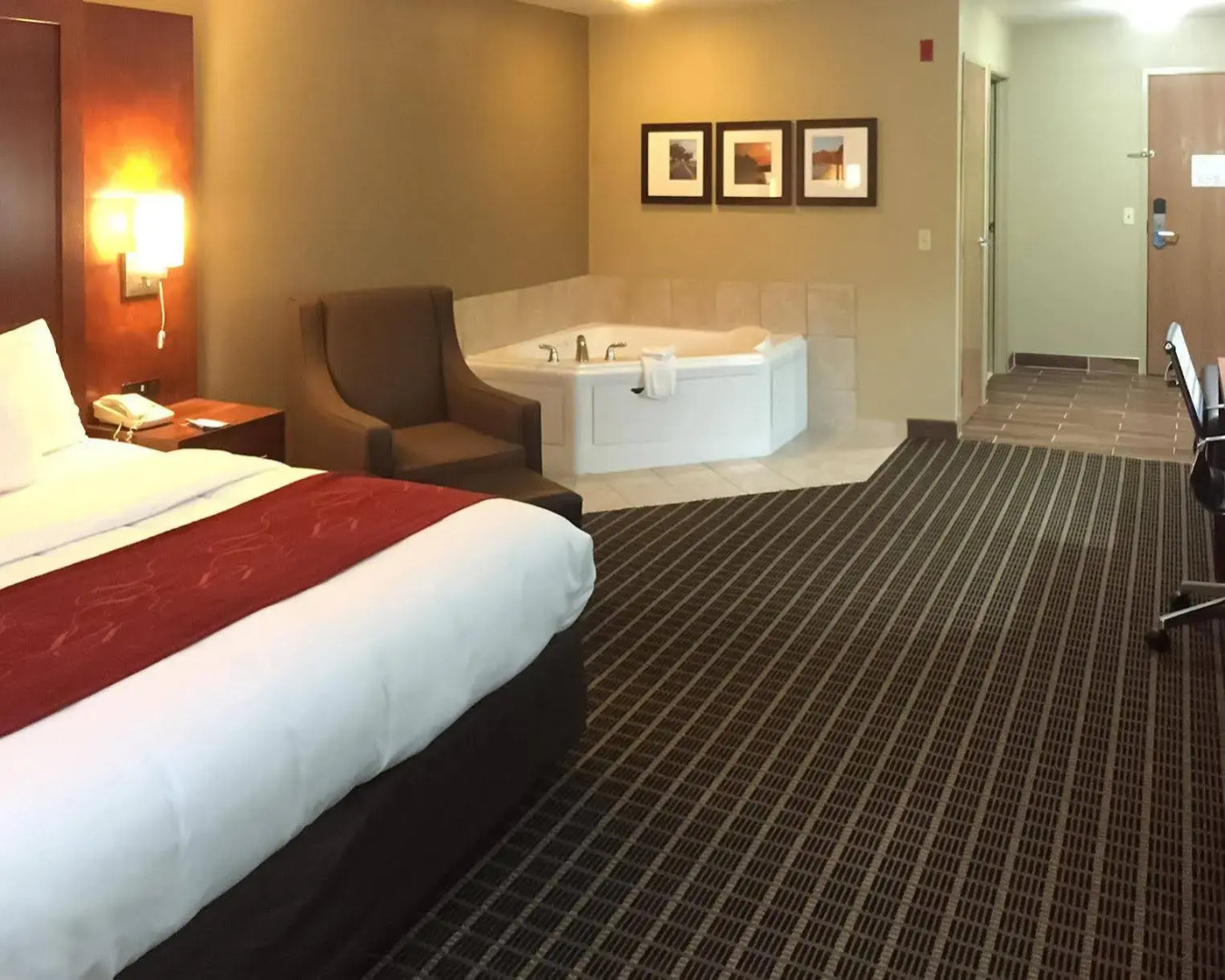 Quality Inn & Suites Tacoma - Seattle