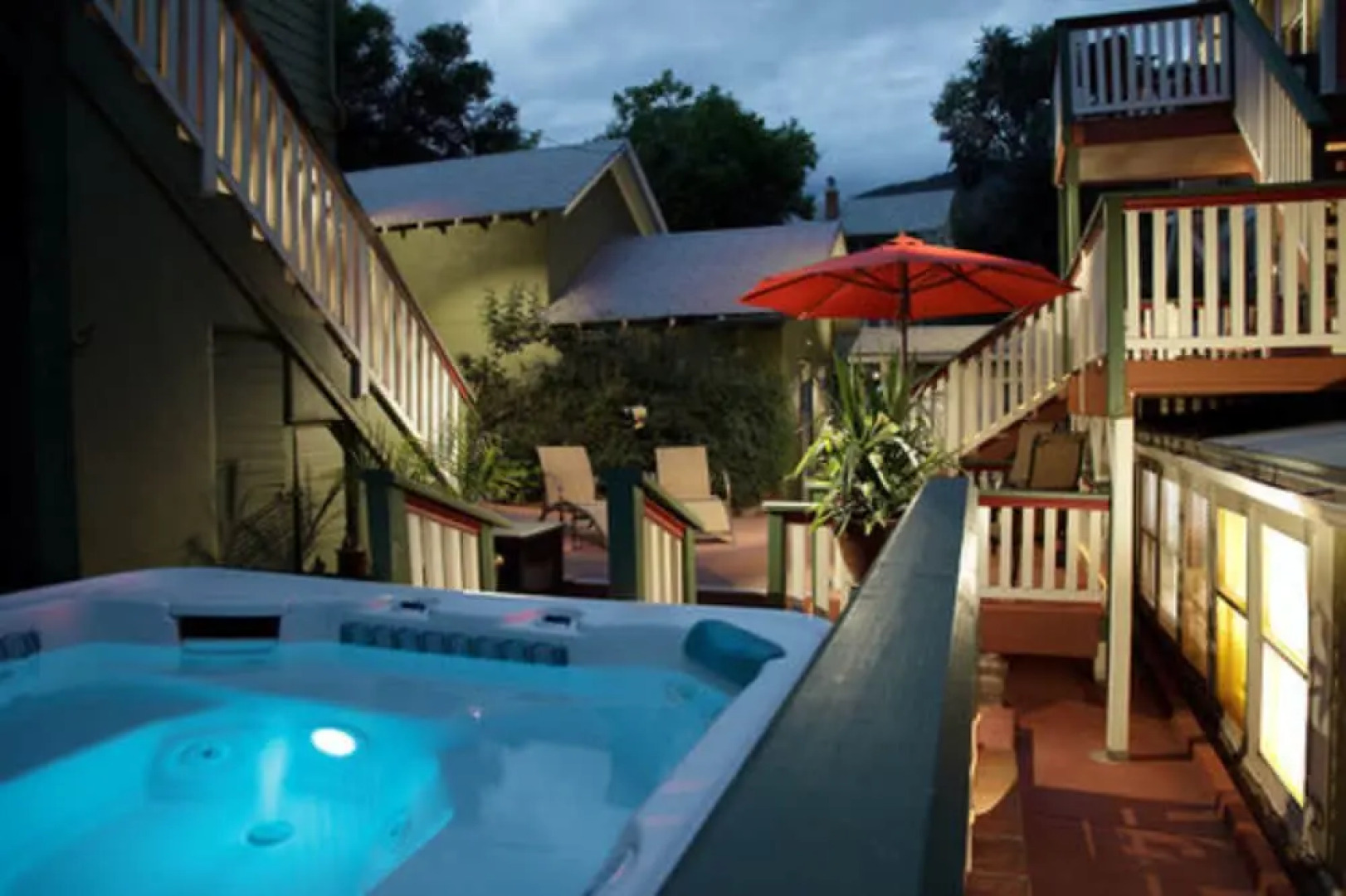 Avenue Hotel Bed and Breakfast