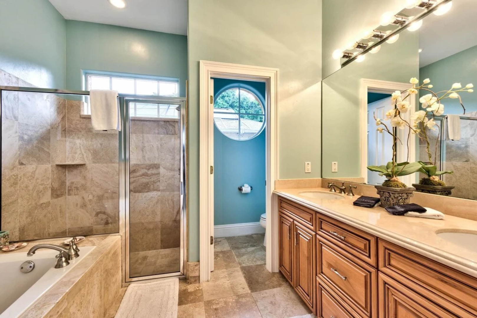 Syracuse 3 Bedroom Home by NFVH