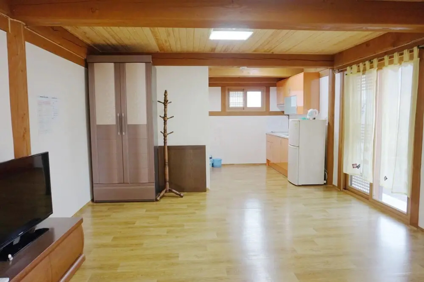 Netgang Sanchon Hwangto Pension & Camping