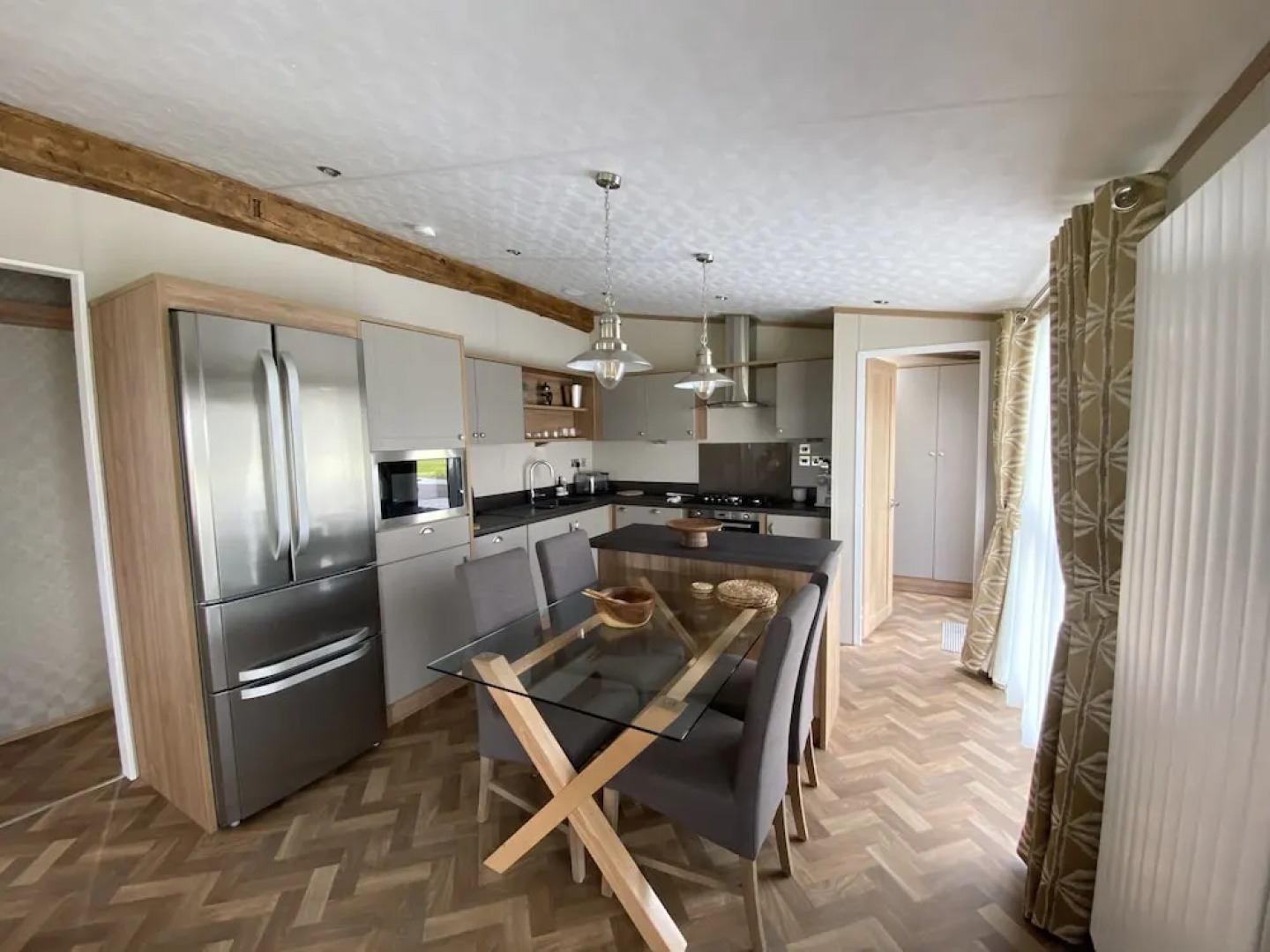 Rivendale 8 & Hot Tub 2 Bed