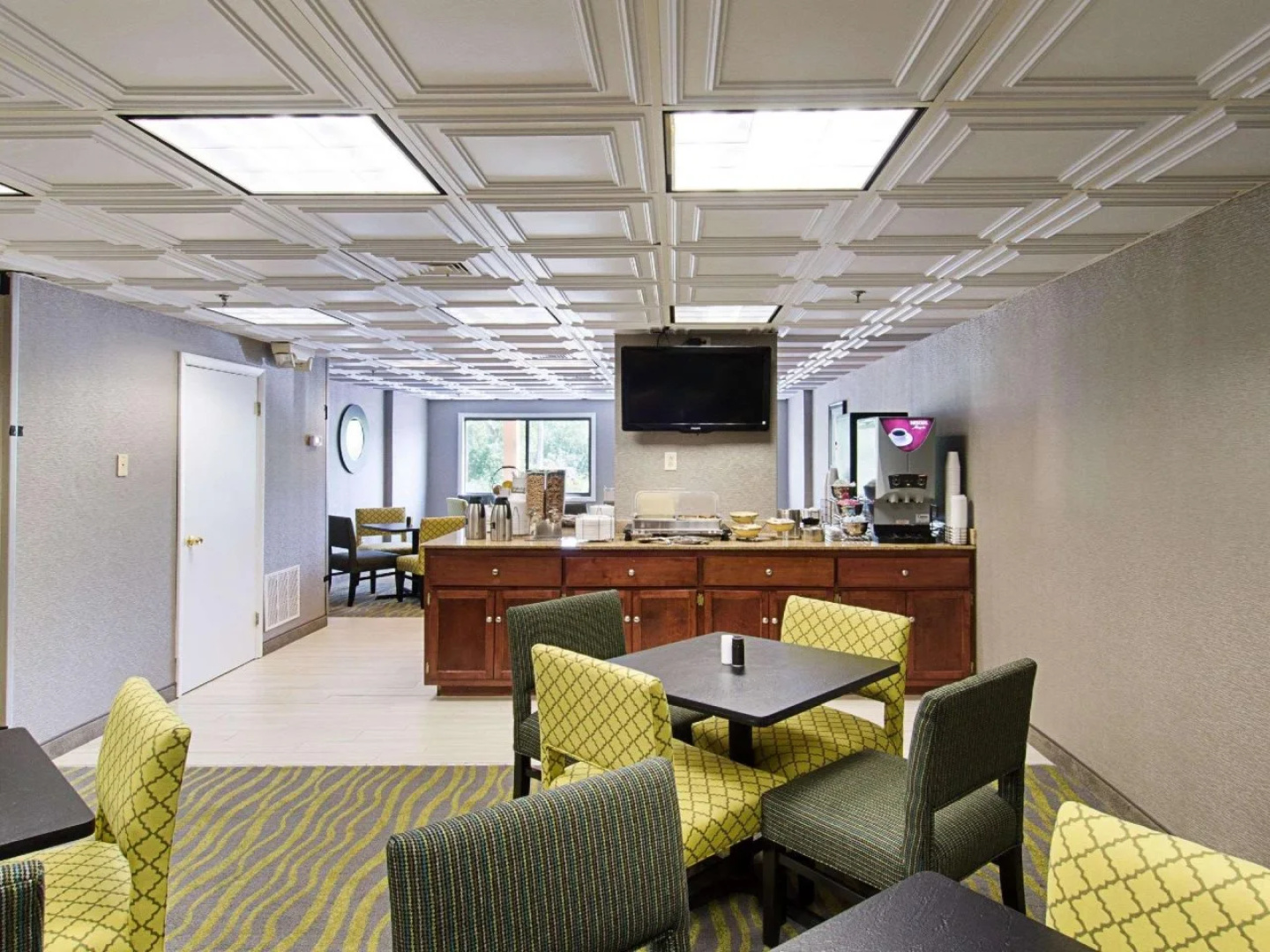 Suburban Extended Stay Hotel Worcester