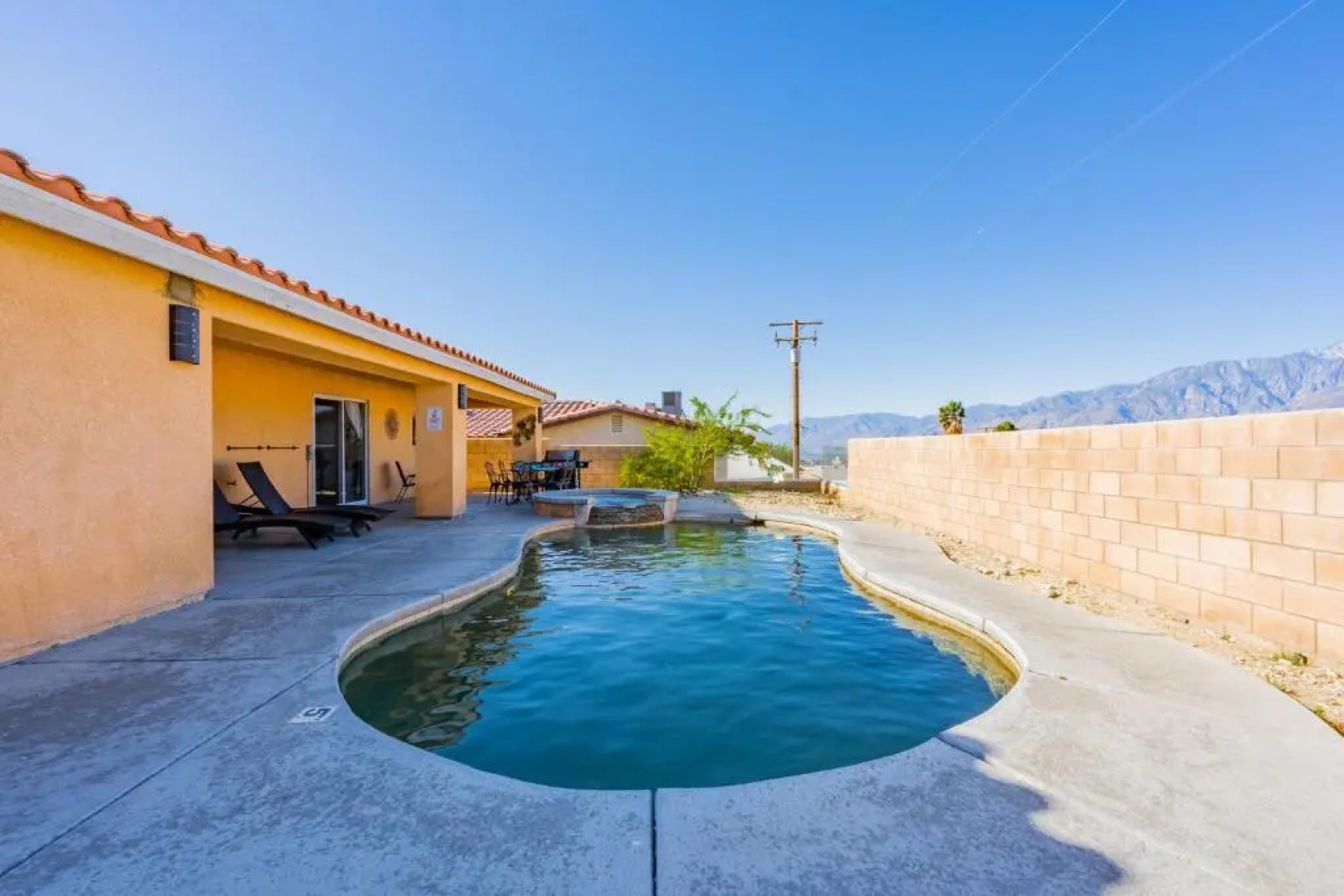 Enjoy Real Mineral H20 - Game Room - Purple Bed - 420 OK!