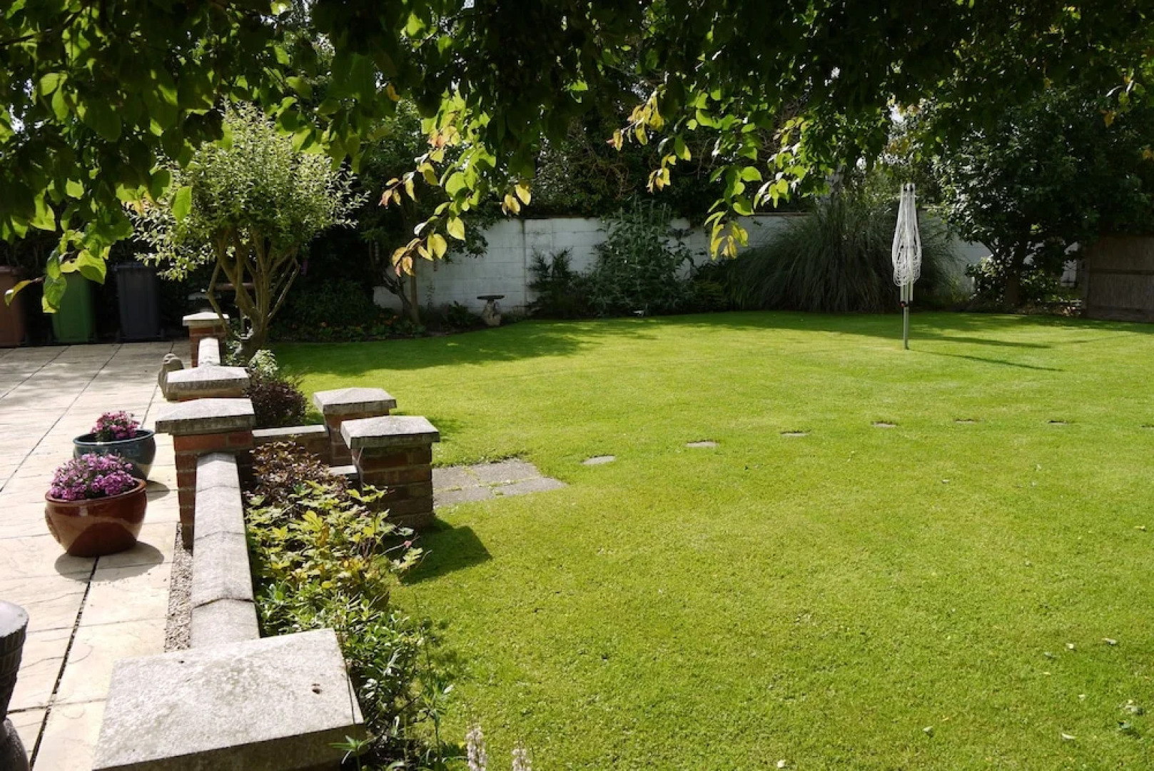 The White House Bed & Breakfast