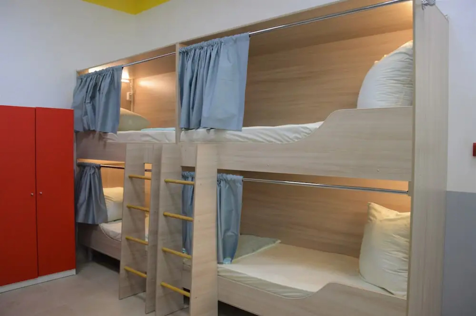 Хостел Mishka Inn