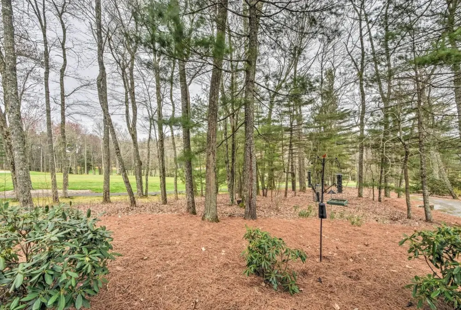 Trillium Links Condo w/ Deck Near Lake Glenville!