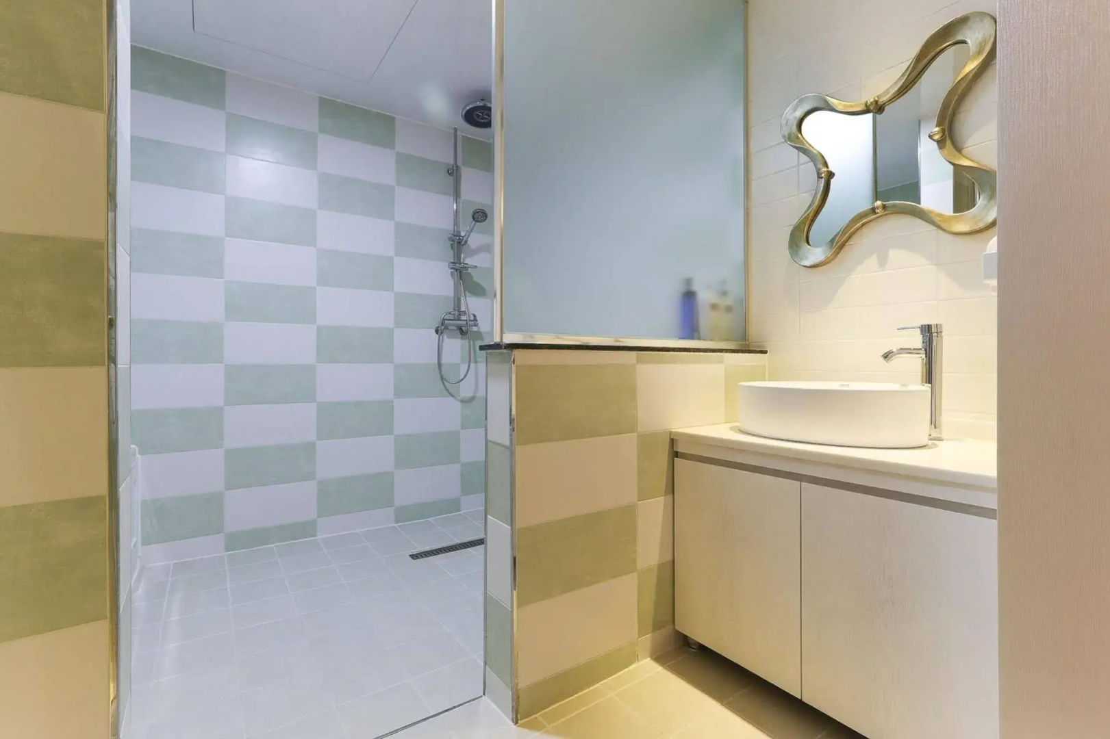 Bupyeong Shampoo Hotel