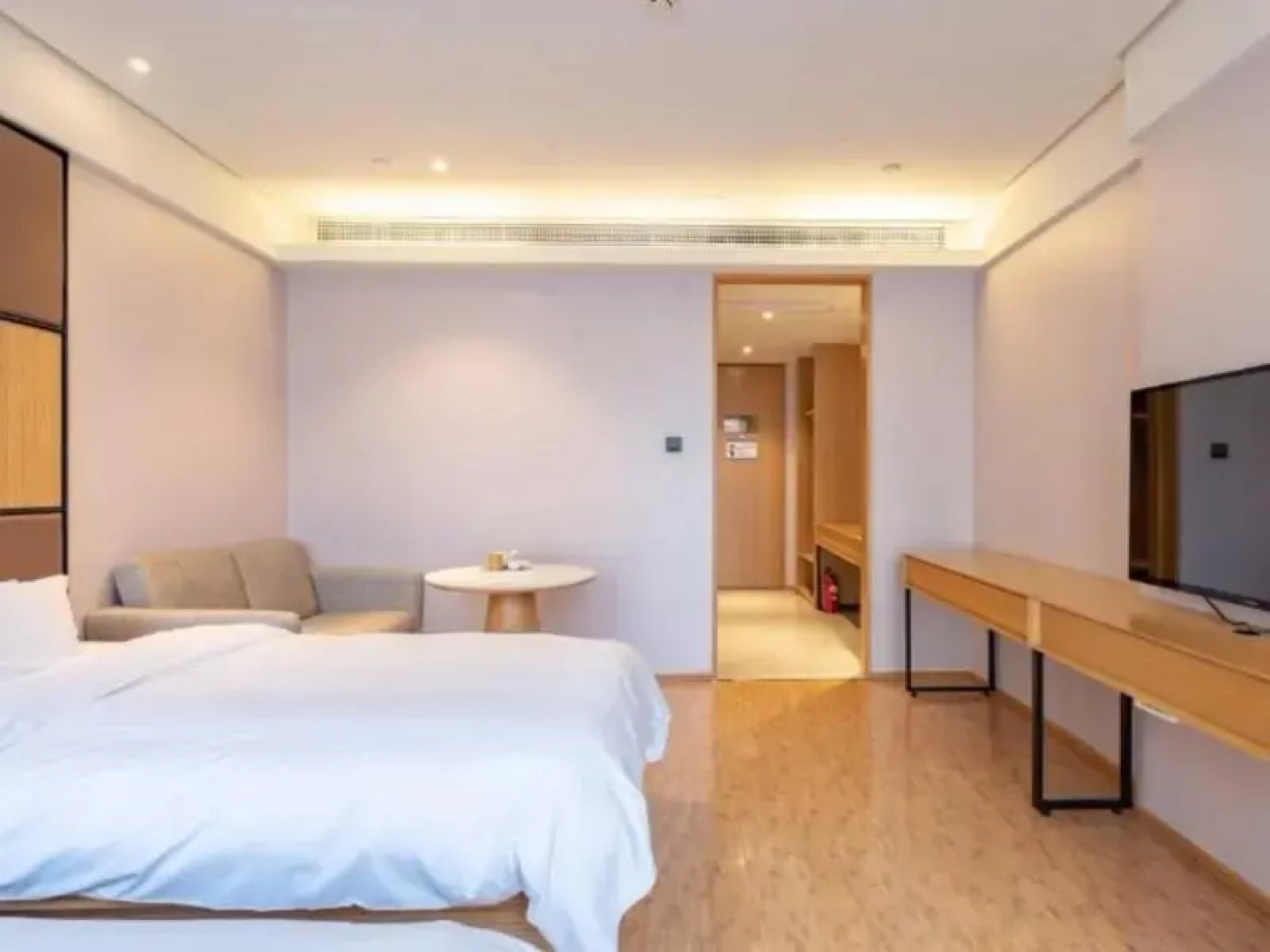 Ji Hotel (Hangzhou East Railway Station)