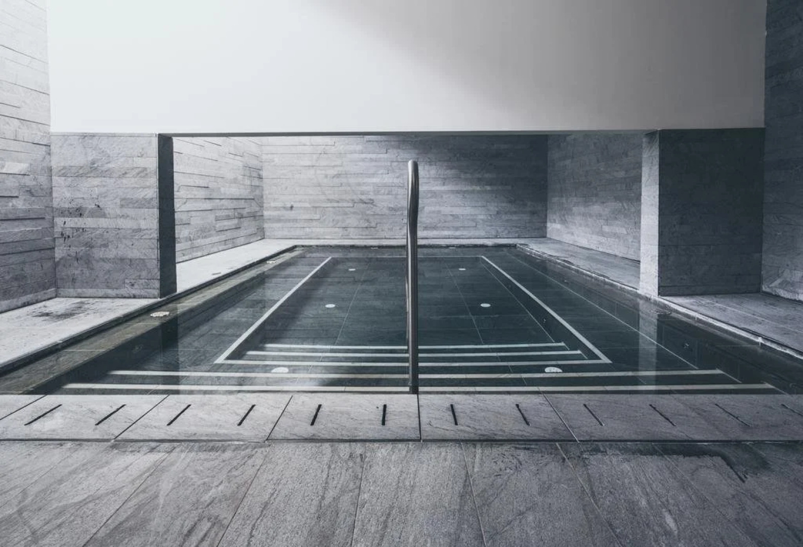 The Crystal VAYA Unique