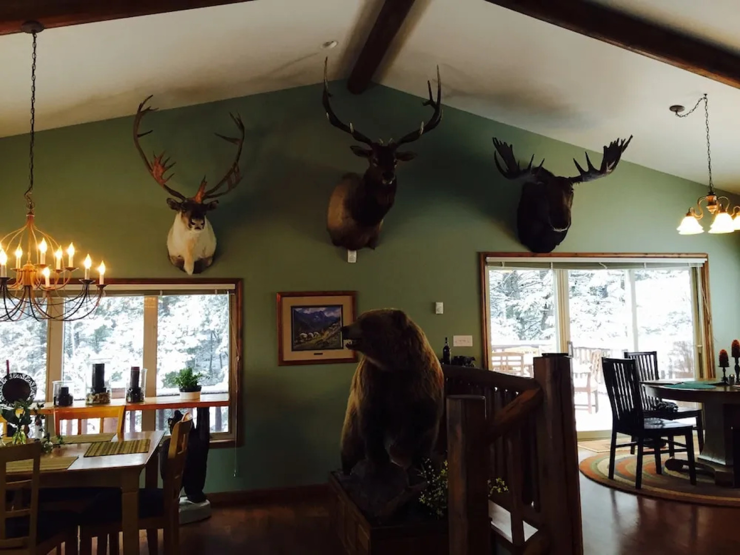 Two Bears Inn Bed & Breakfast