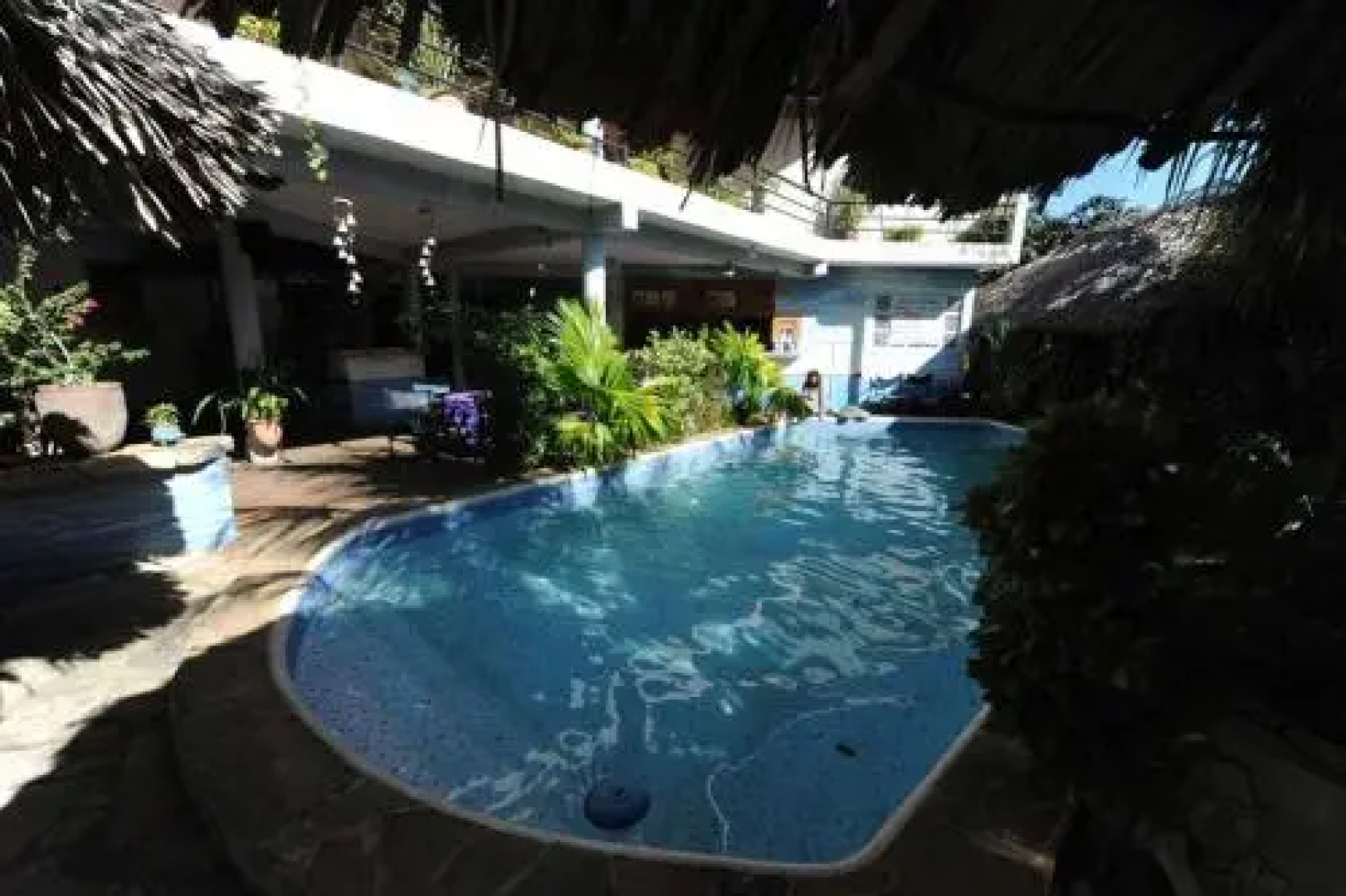 Lady "M" Club Hotel