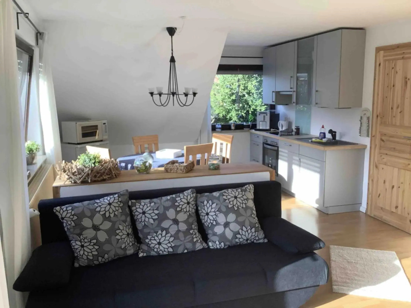 Spechtstraße 65 Ferienwohnung