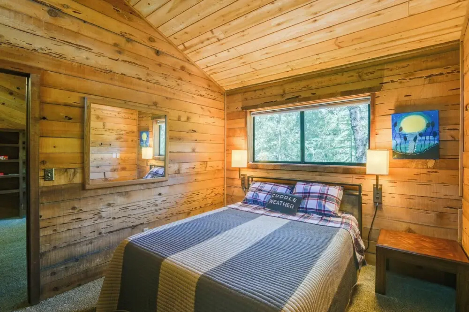 Welcoming Cole Ridge Chalet in Kelseyville!