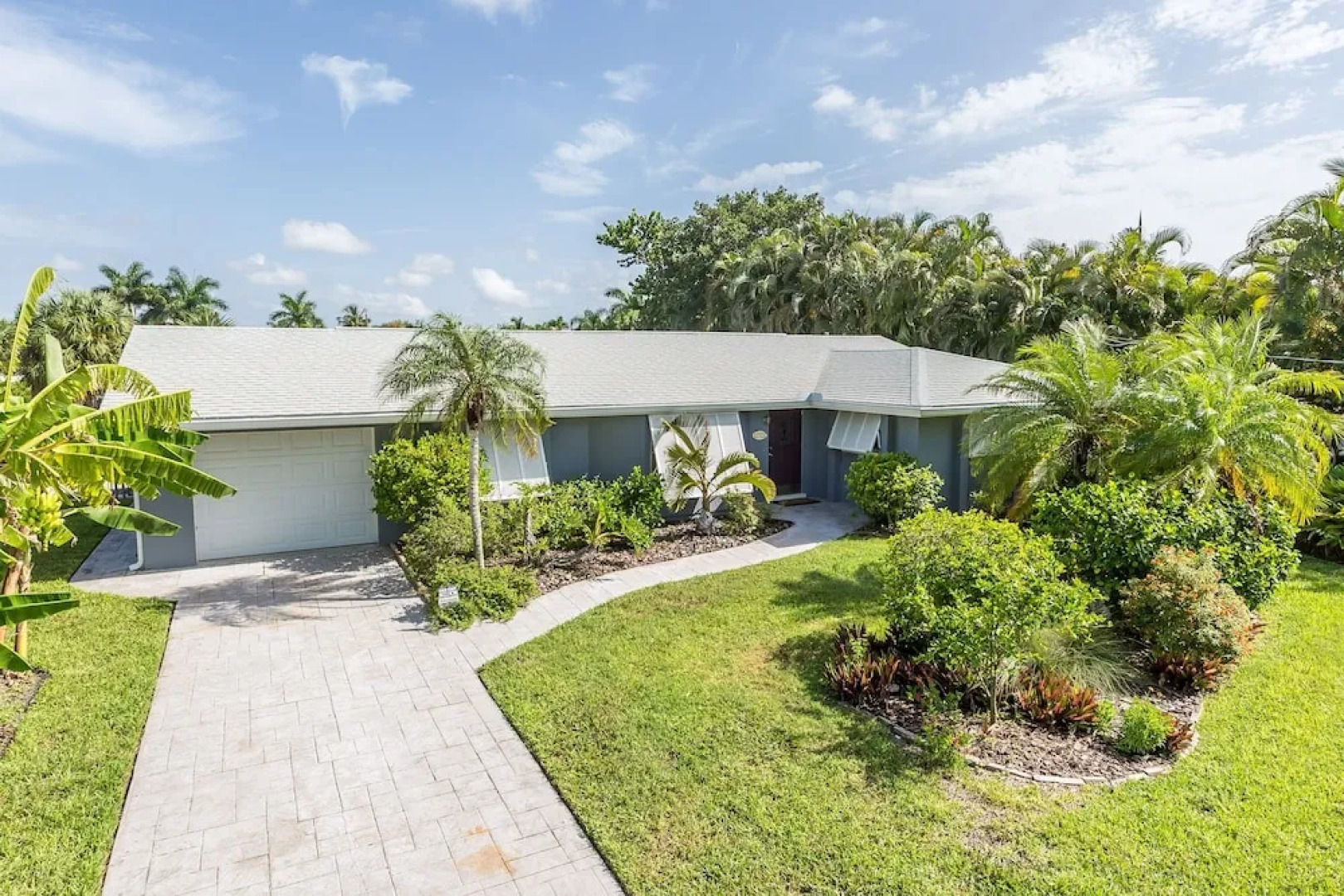 12722 Chatham Dr Home