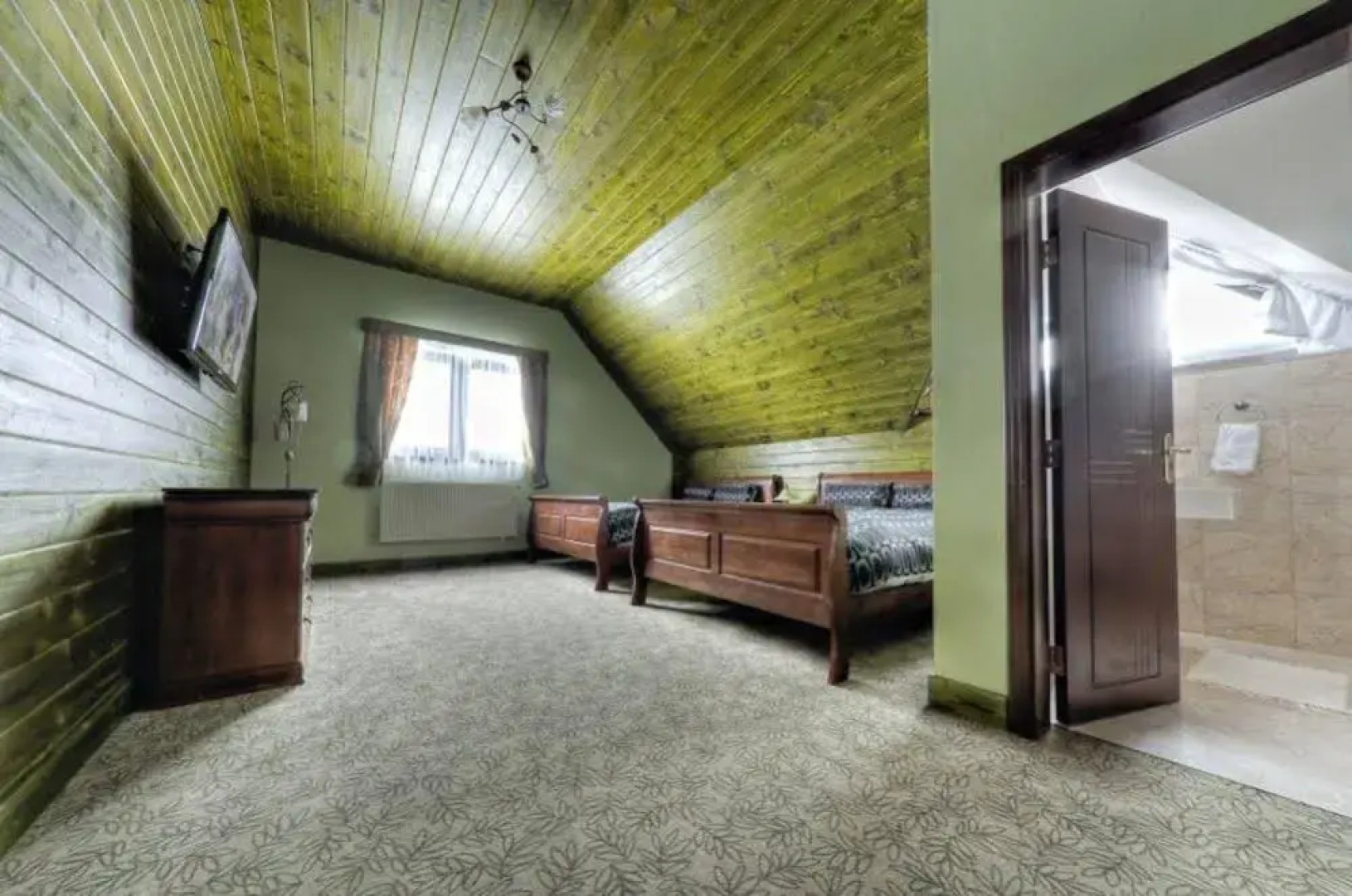 Chalets Mountain Resort