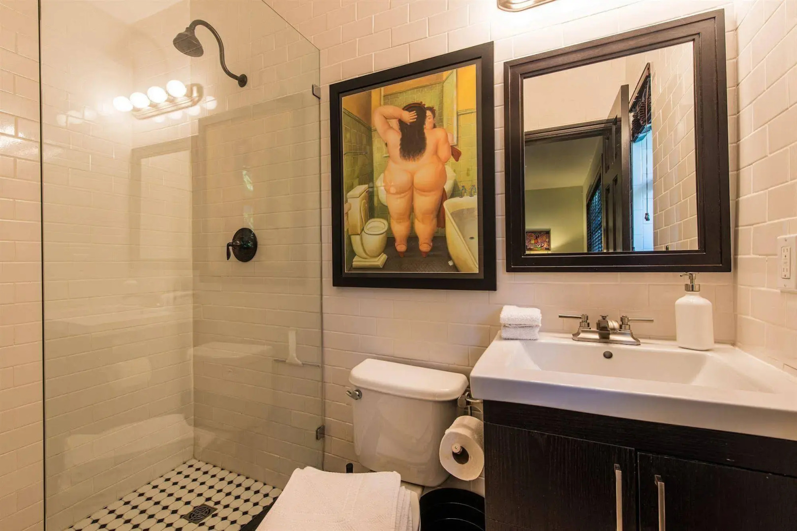 Miami Whitehouse Apartments