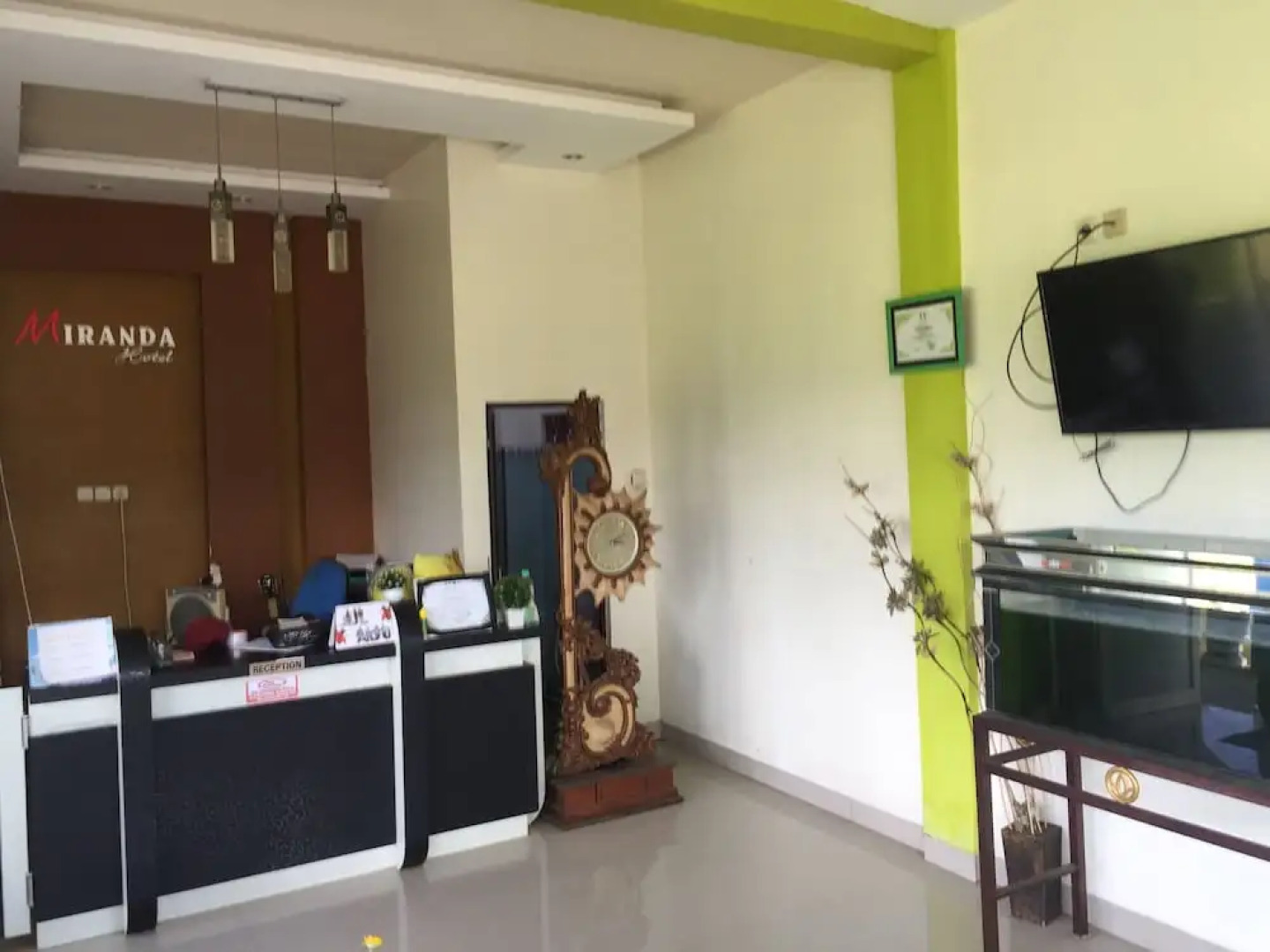 OYO 92907 Miranda Hotel Syariah