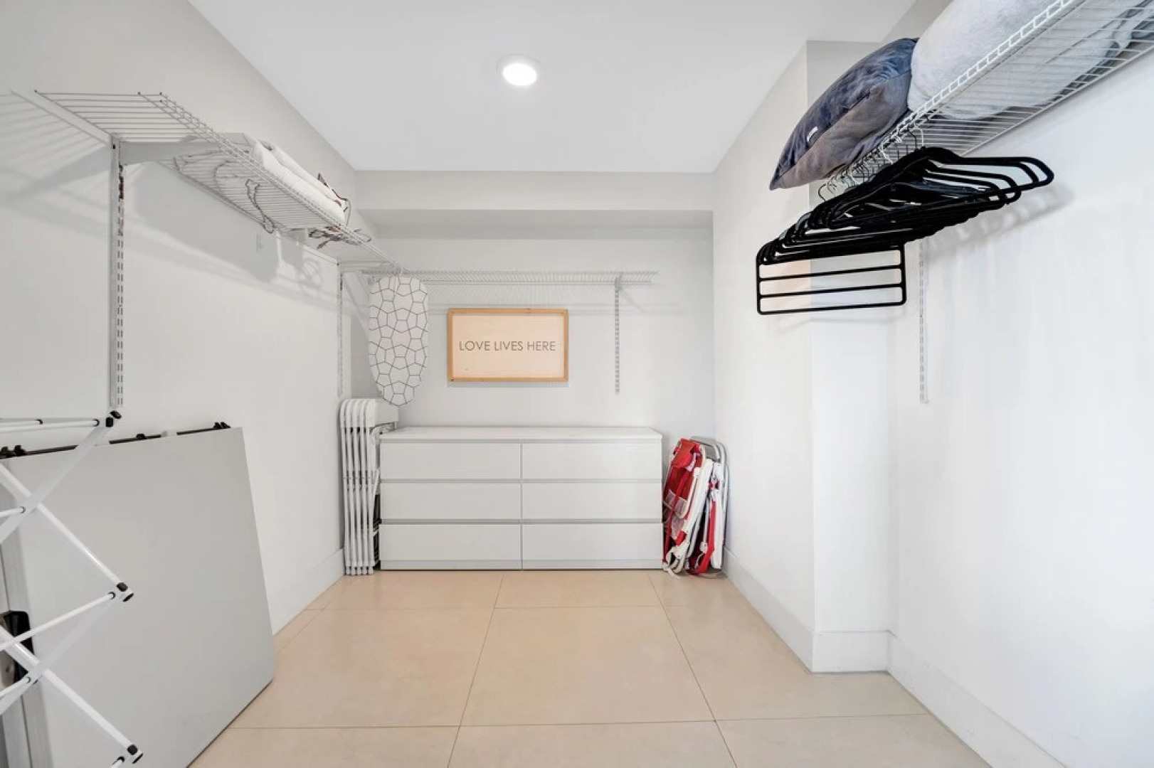 Stunning 2BR 2BA  Bay Harbour with Pool