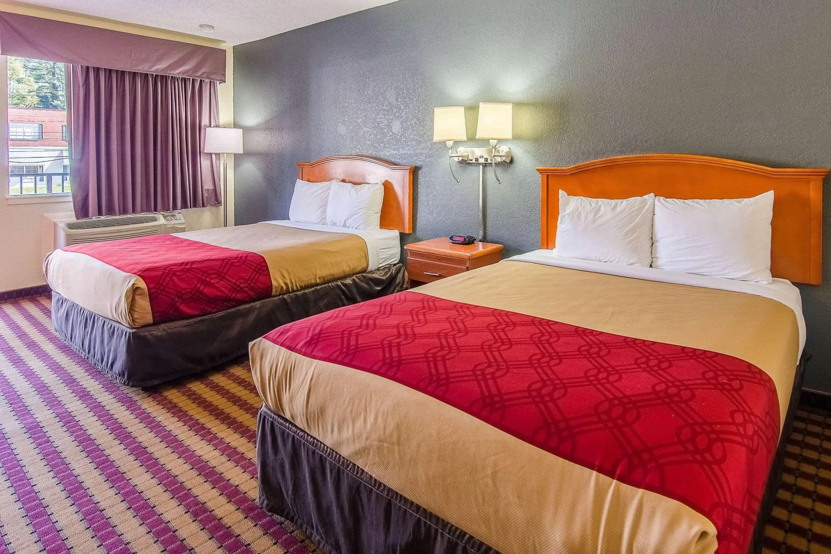 Econo Lodge Near Motor Speedway