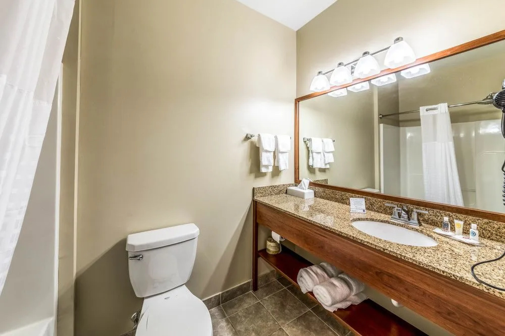 Mainstay Suites Barnesville - Frackville