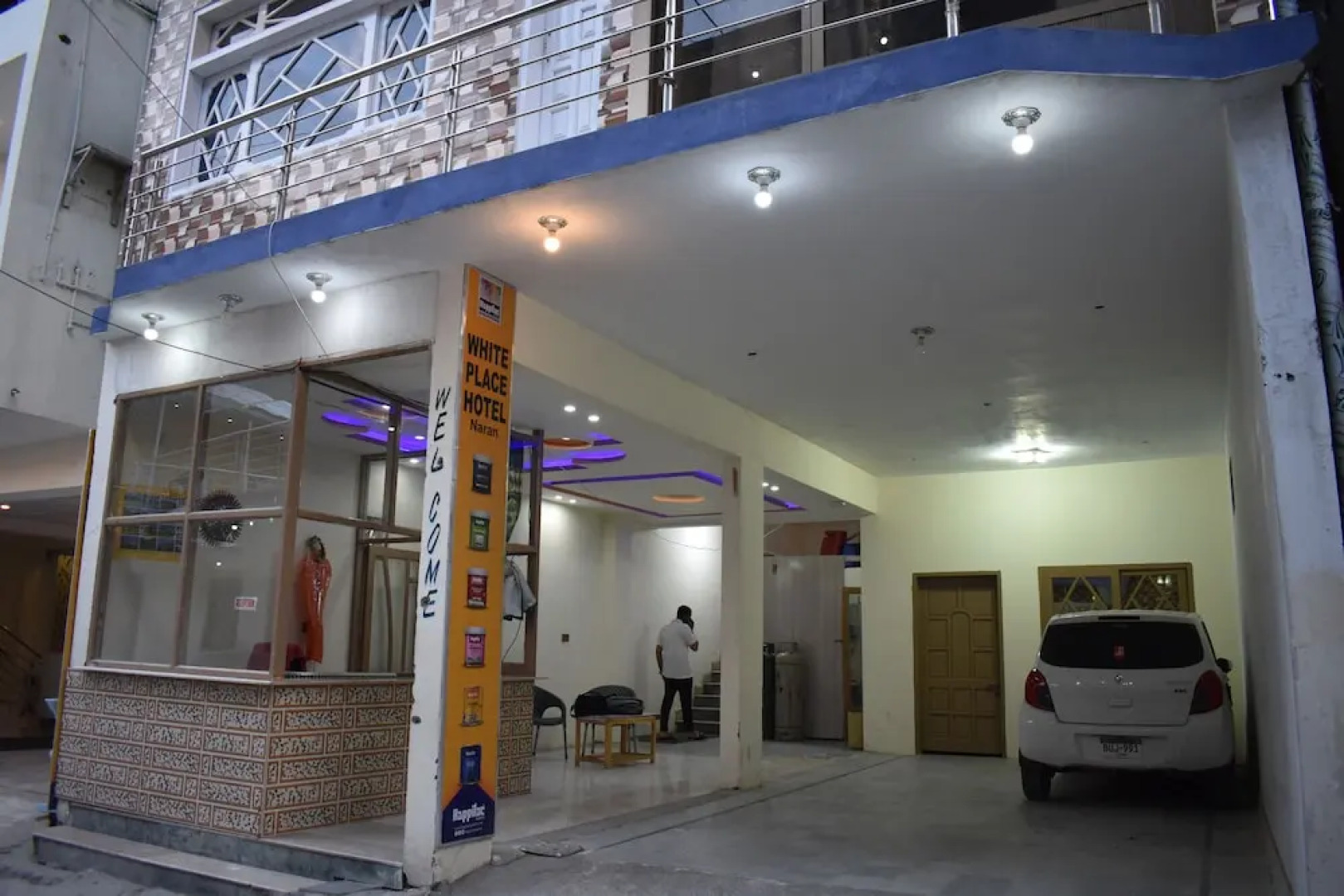 New White Palace Hotel