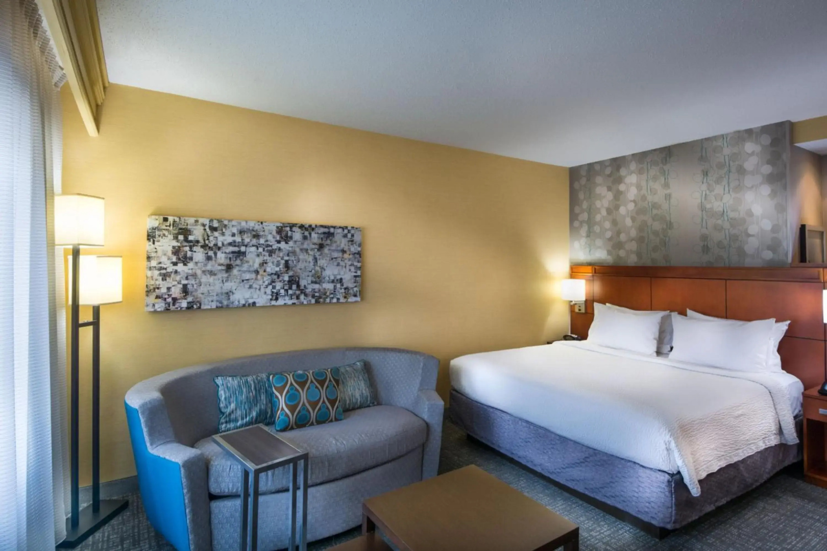 Courtyard by Marriott Greensboro Airport