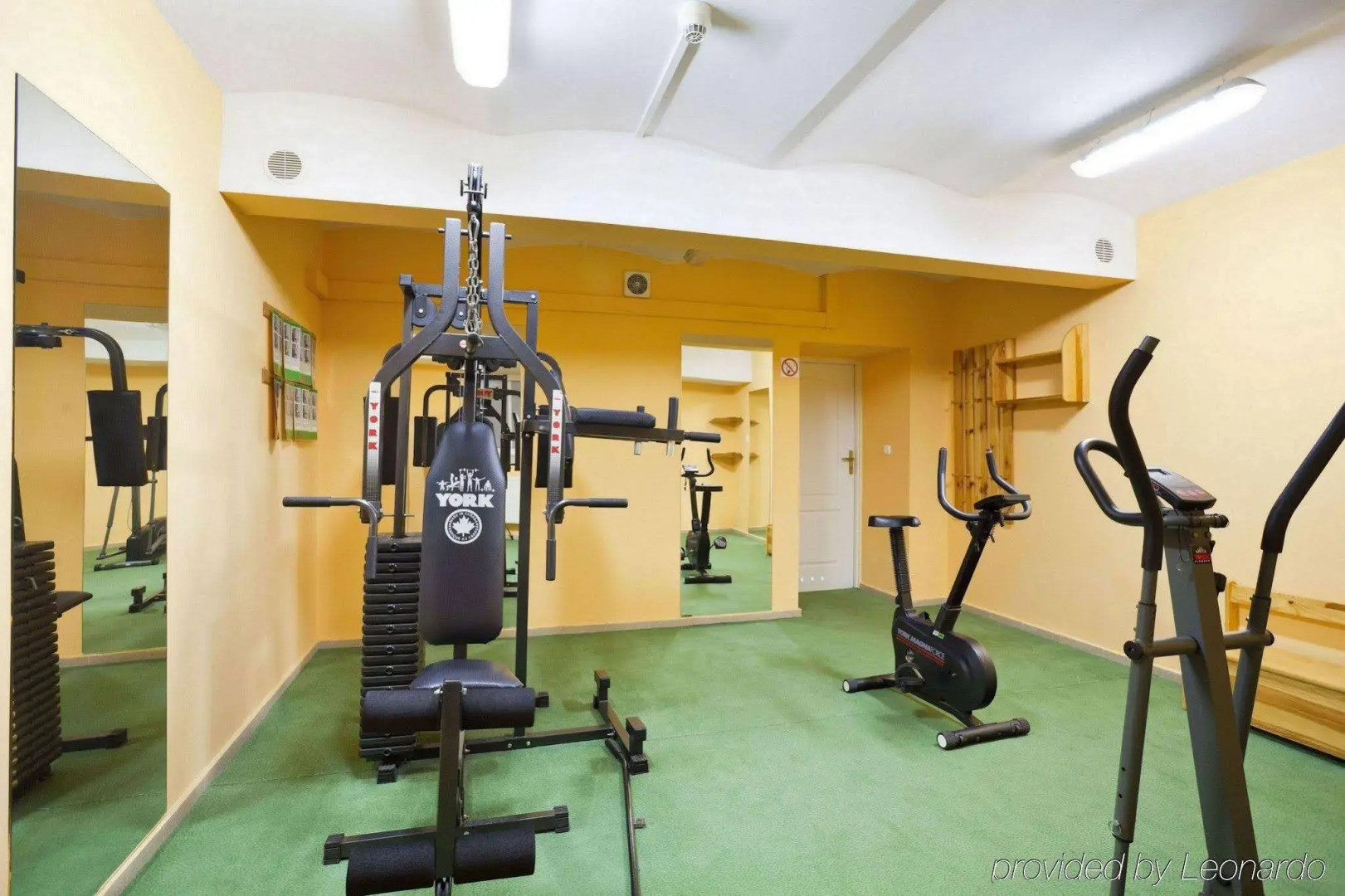 Aiden by Best Western Lodz