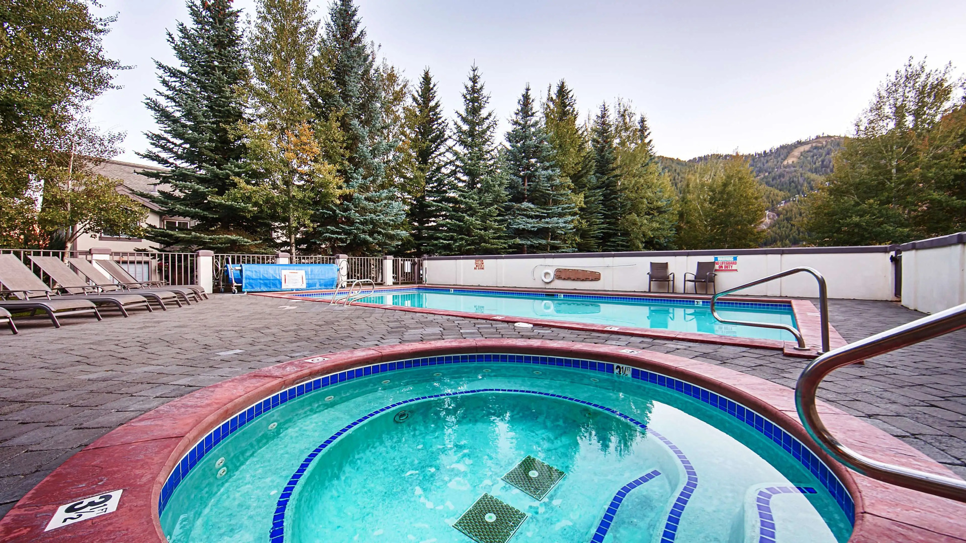 Best Western Tyrolean Lodge