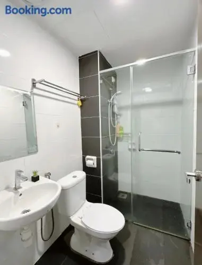 H2H - Neo Casual - Majestic Ipoh Town Center - 8pax