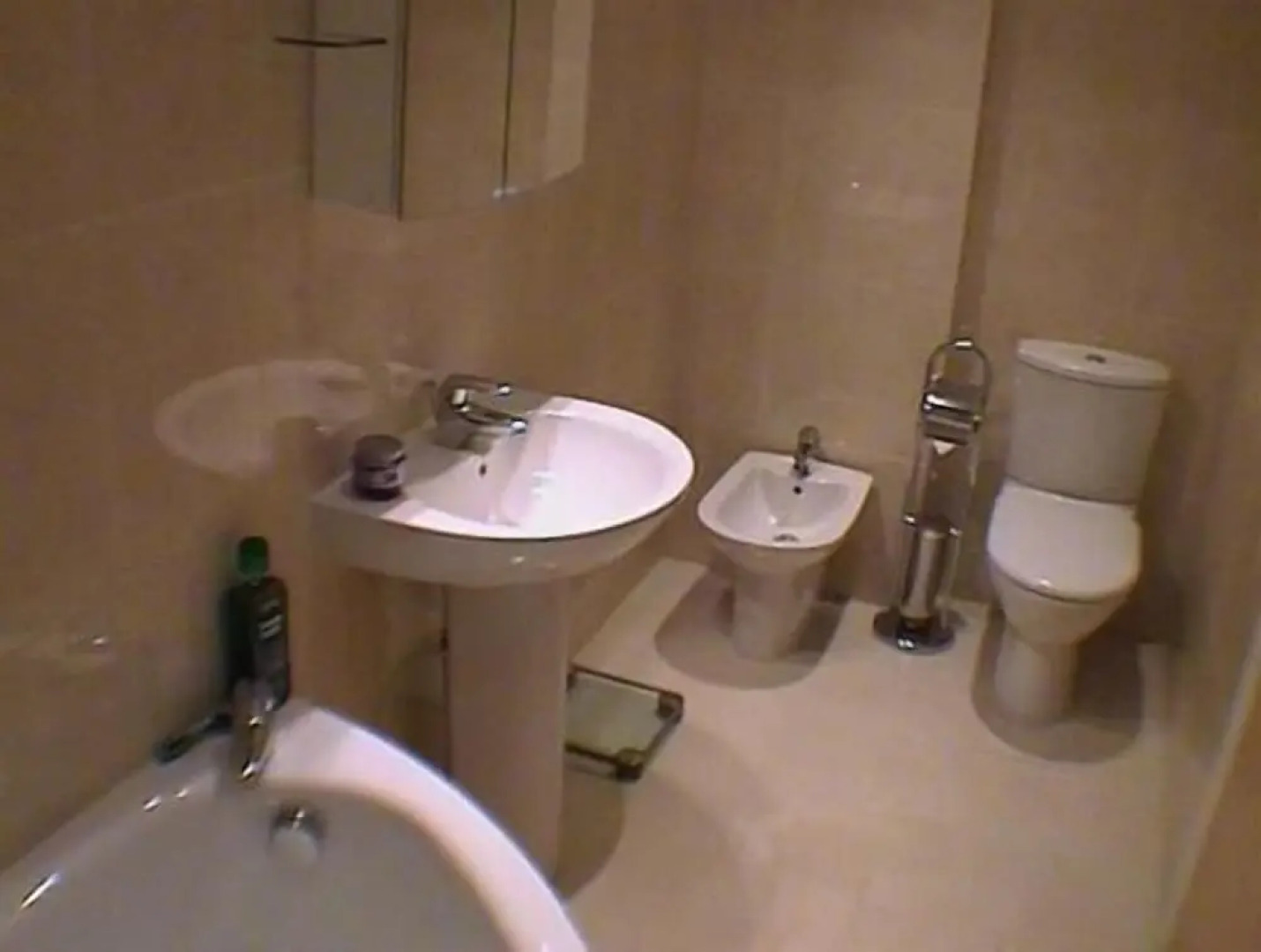 Earle House Serviced Apartments